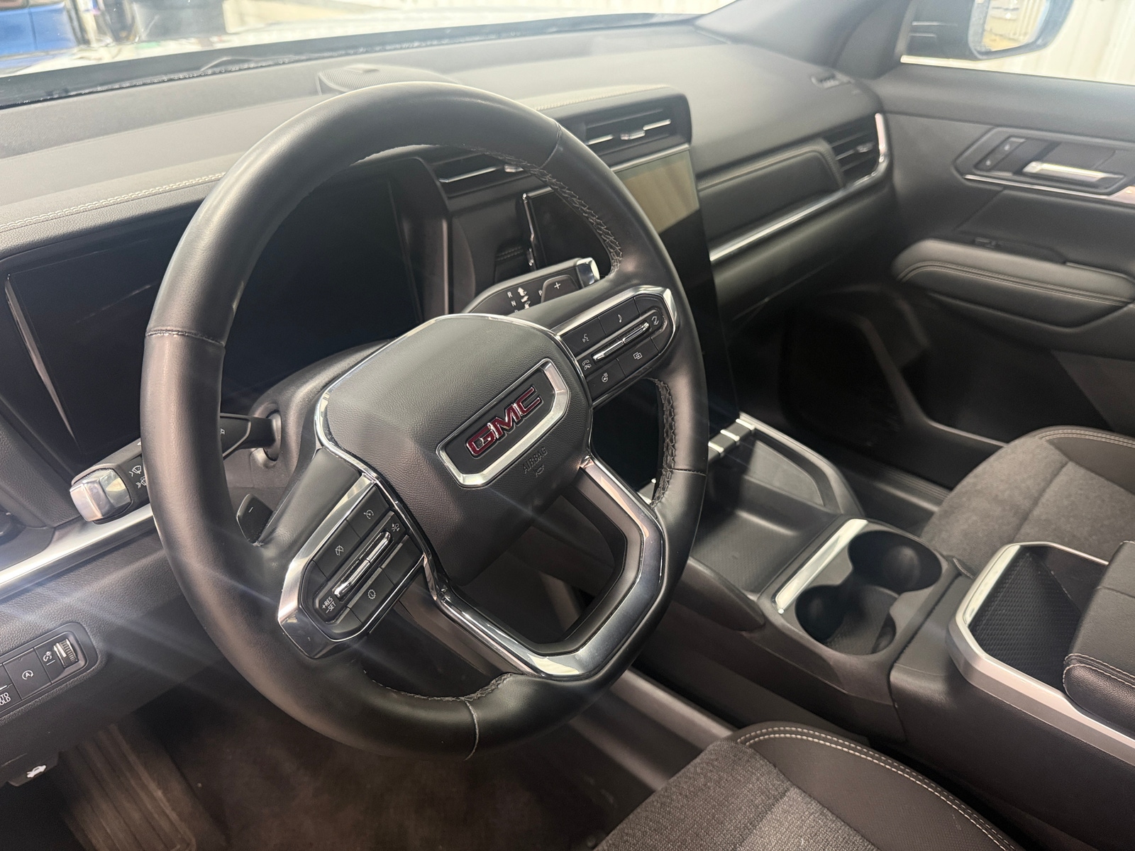 Thumbnail: 2025 GMC Terrain - 5