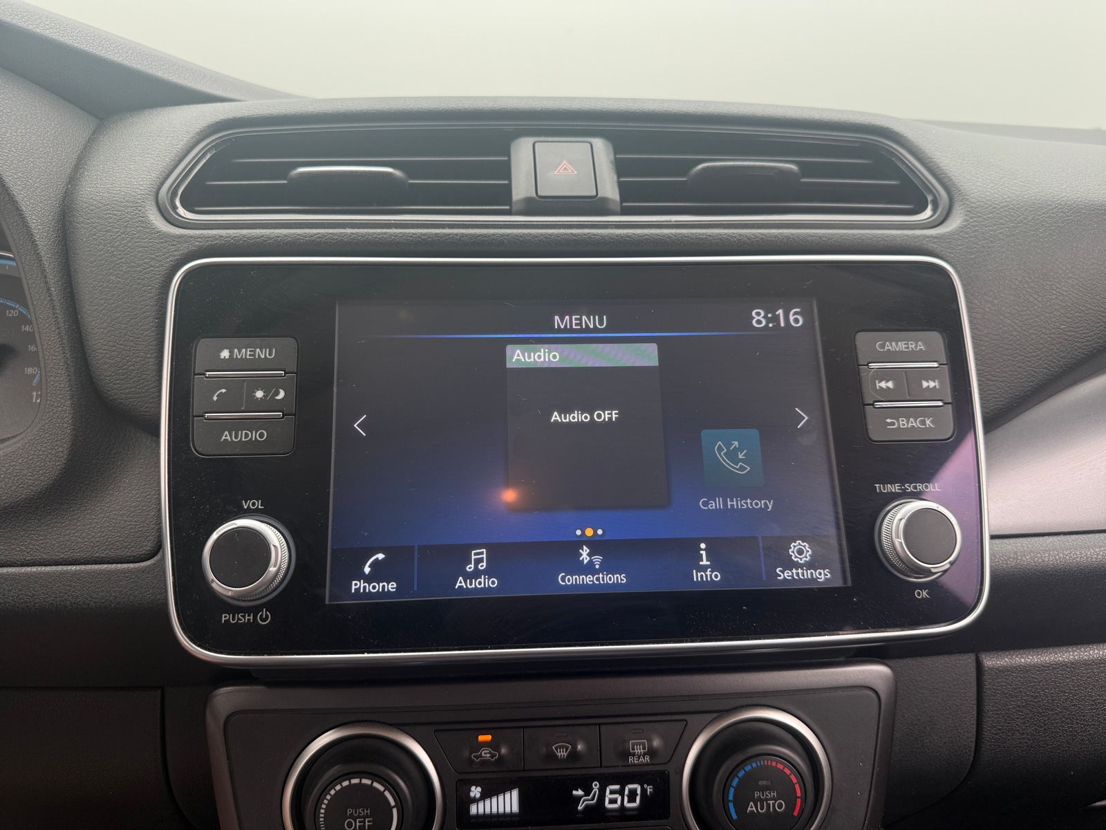 Thumbnail: 2023 Nissan Leaf - 4