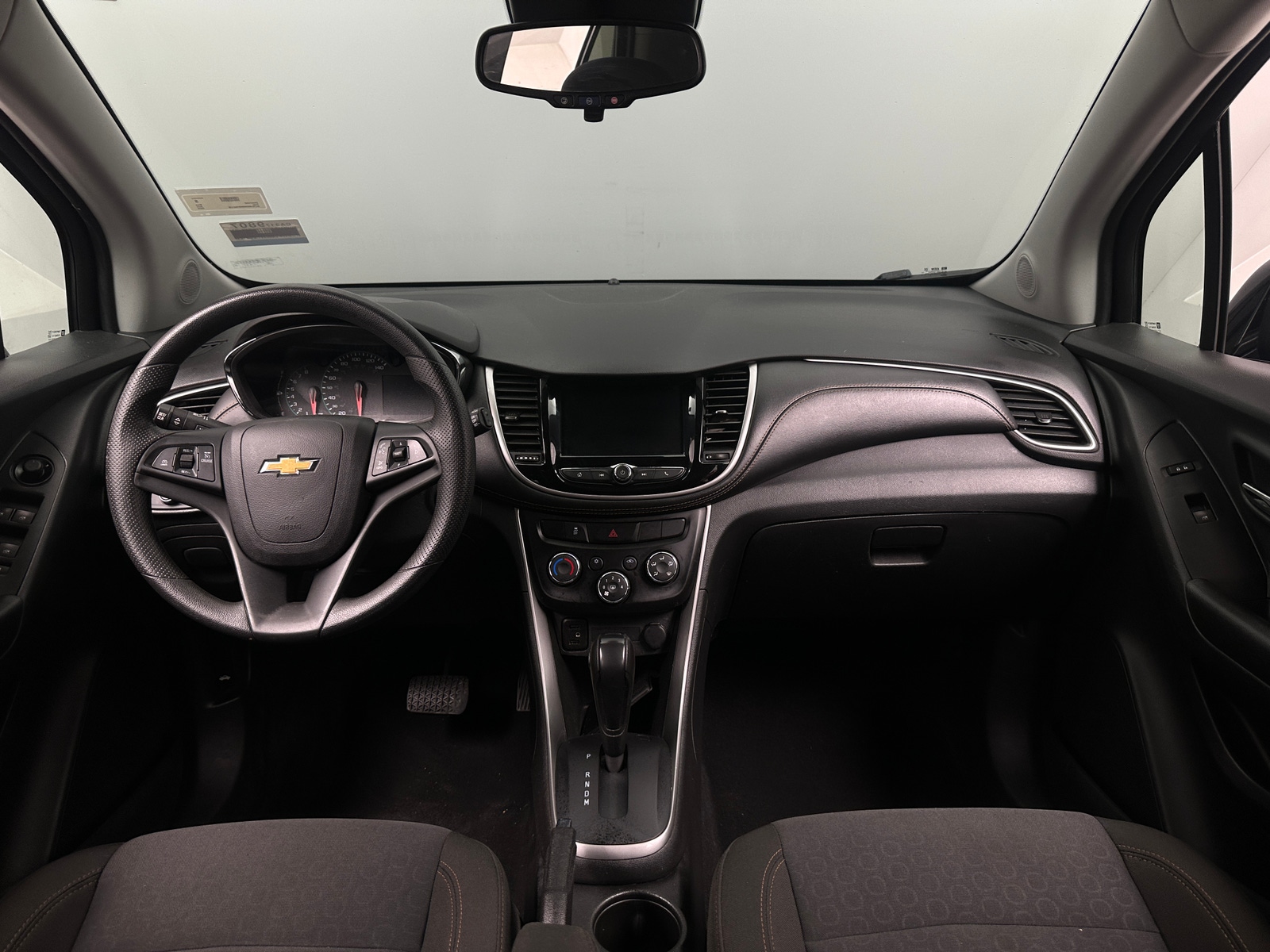 Thumbnail: 2022 Chevrolet Trax - 3