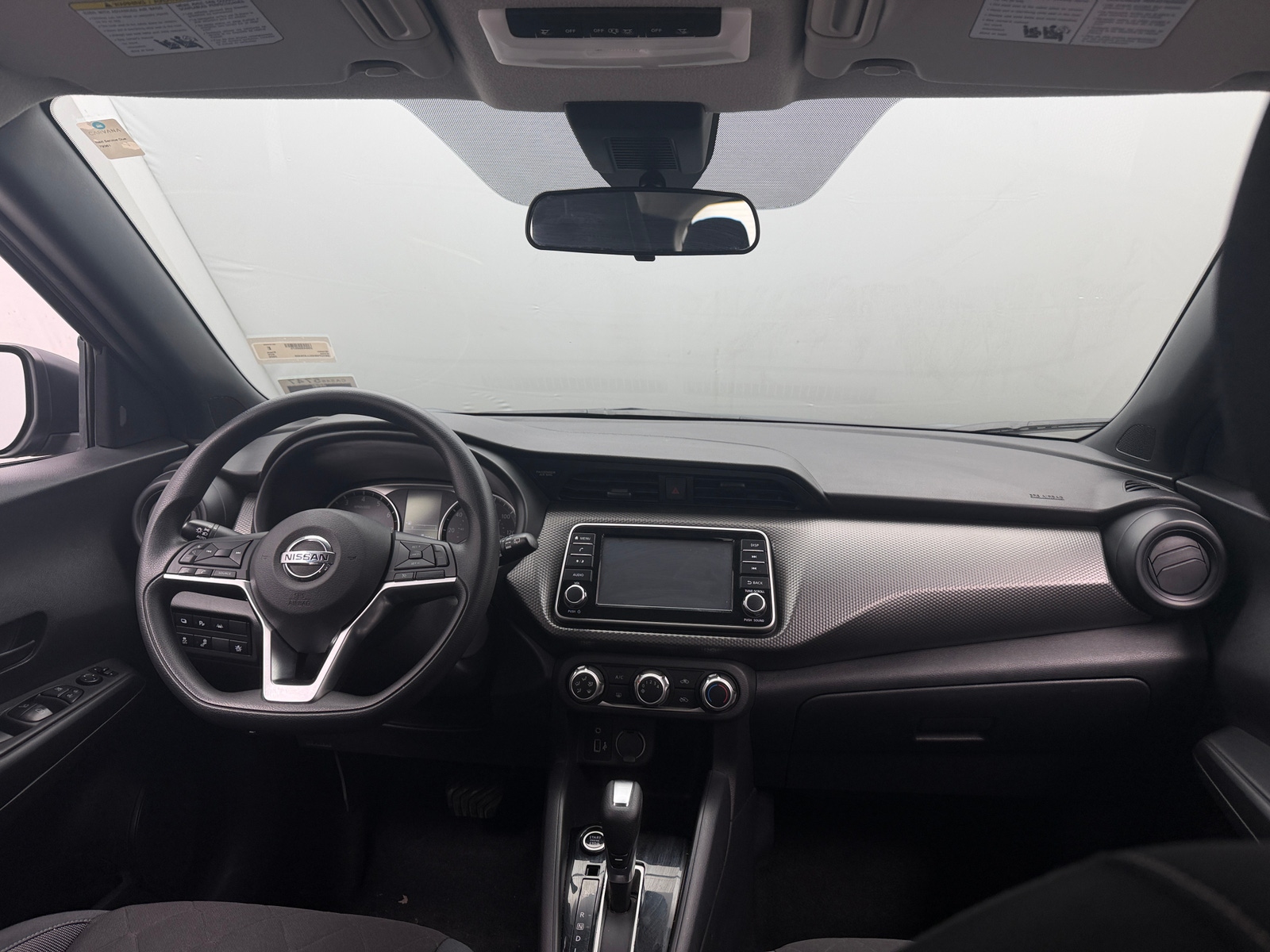 Thumbnail: 2020 Nissan Kicks - 3
