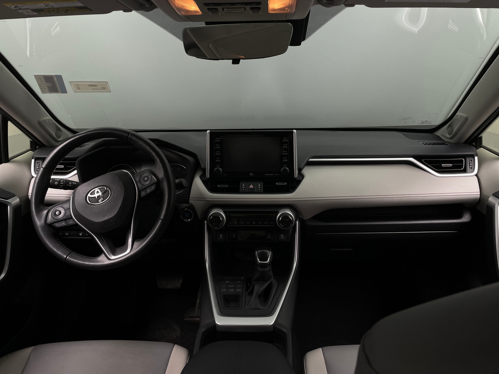 Thumbnail: 2020 Toyota RAV4 - 2