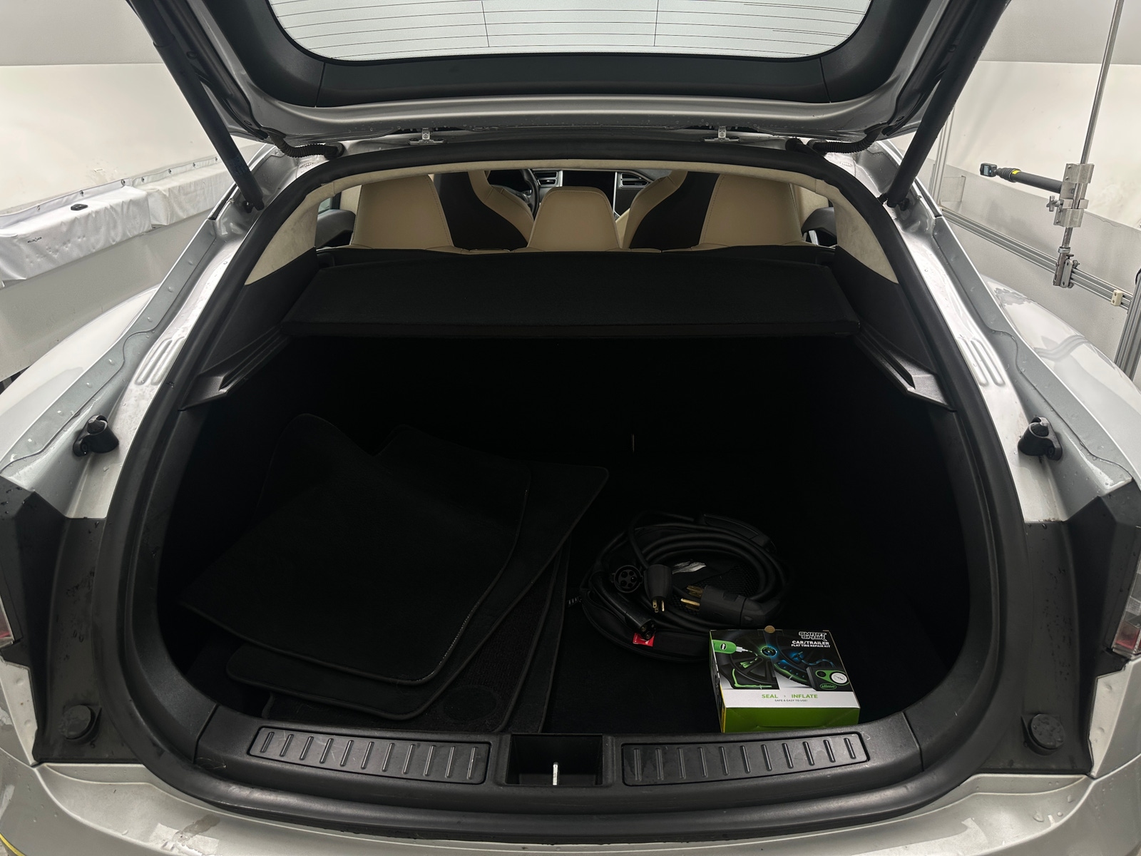 Thumbnail: 2017 Tesla Model S - 6