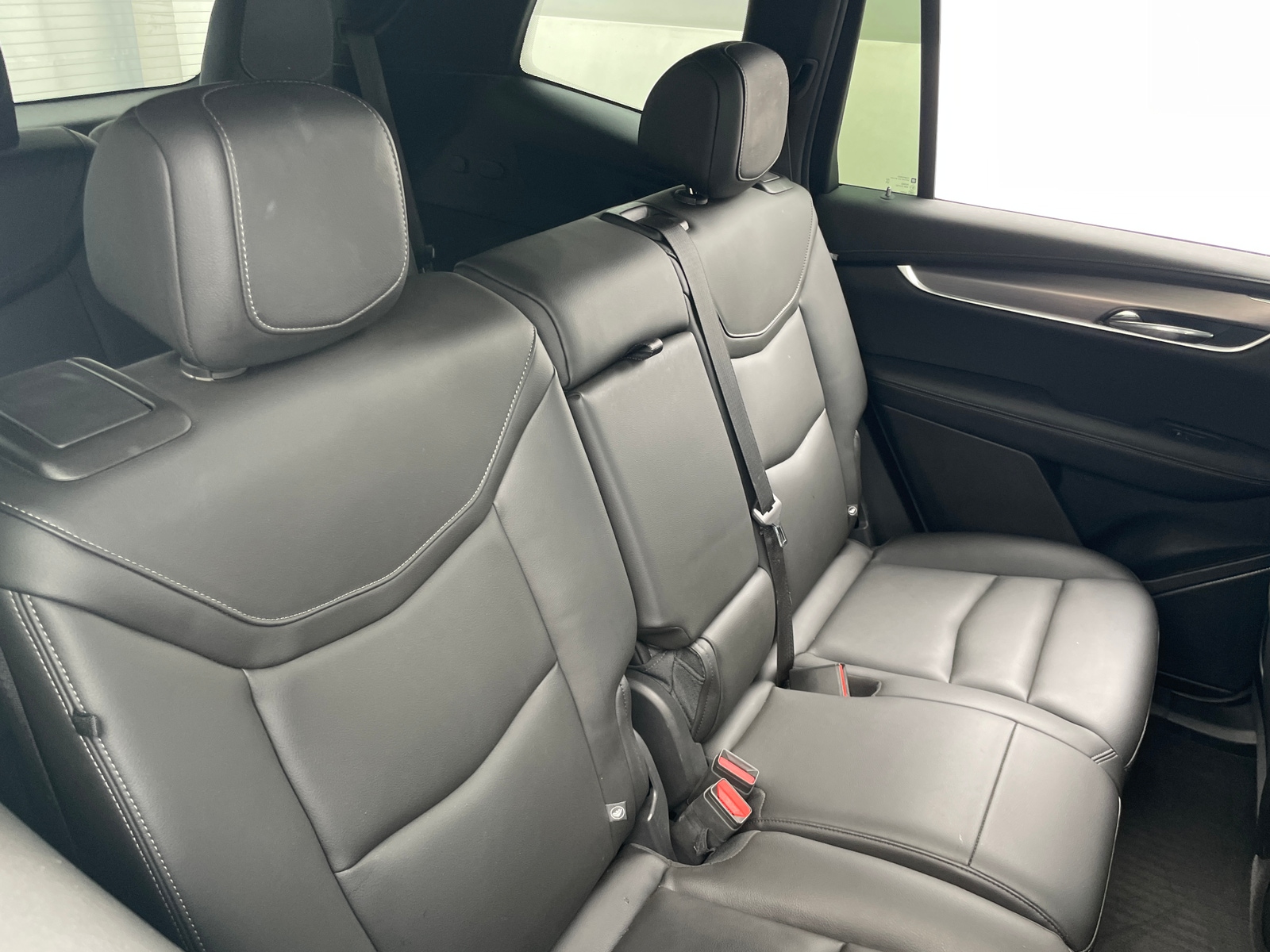 Thumbnail: 2024 Cadillac XT6 - 6