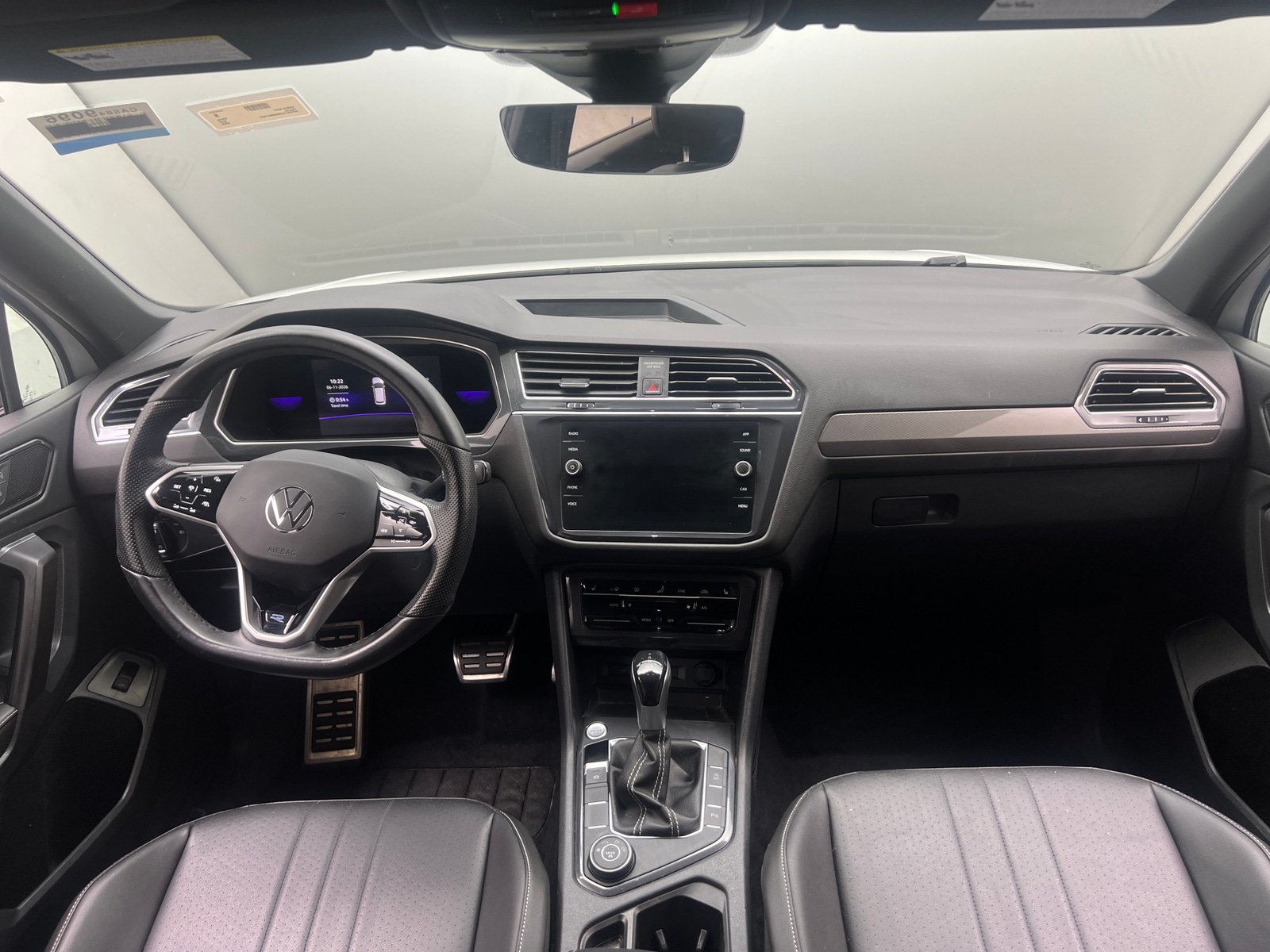 Thumbnail: 2022 Volkswagen Tiguan - 2