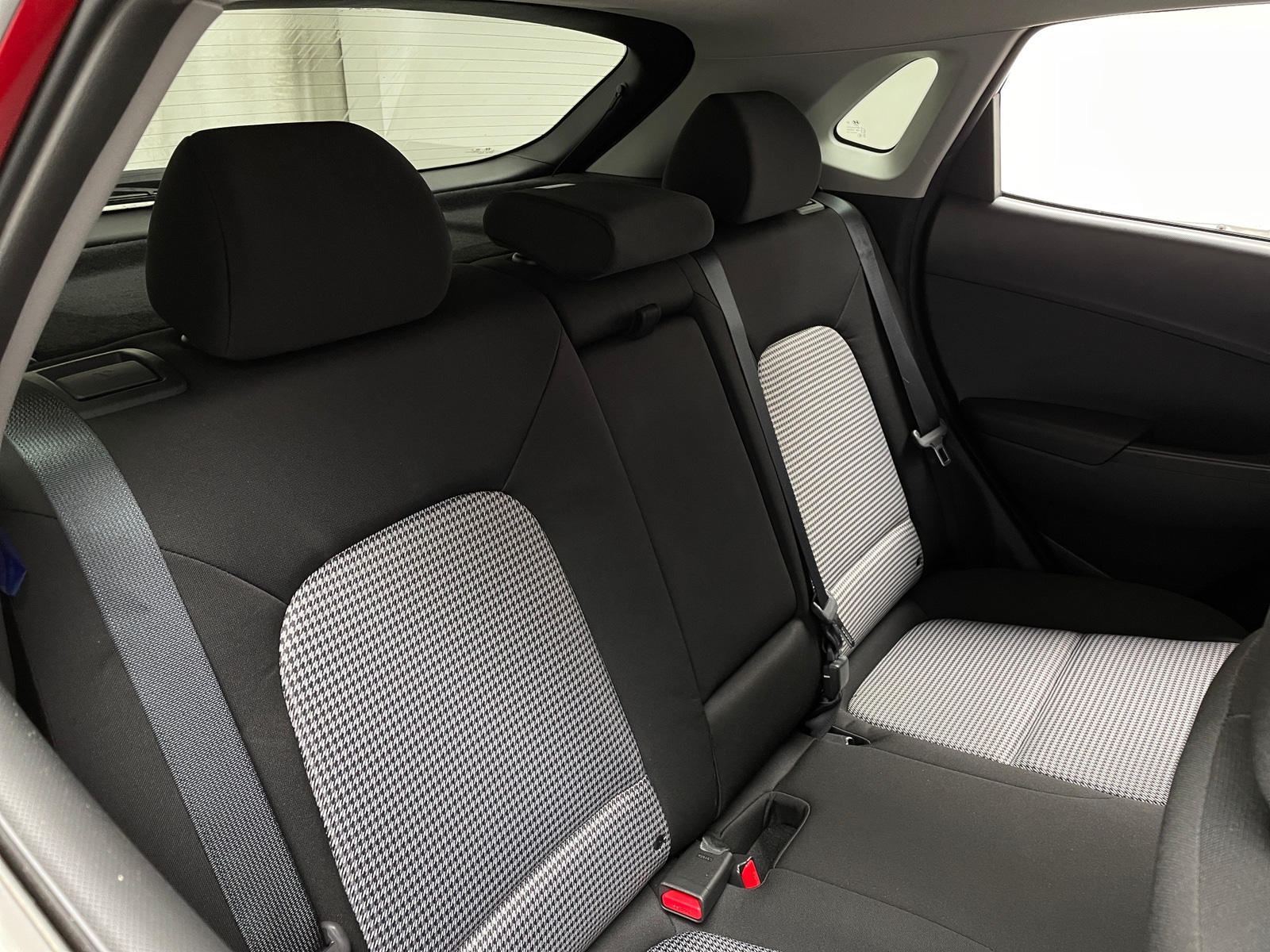 Thumbnail: 2021 Hyundai Kona - 6