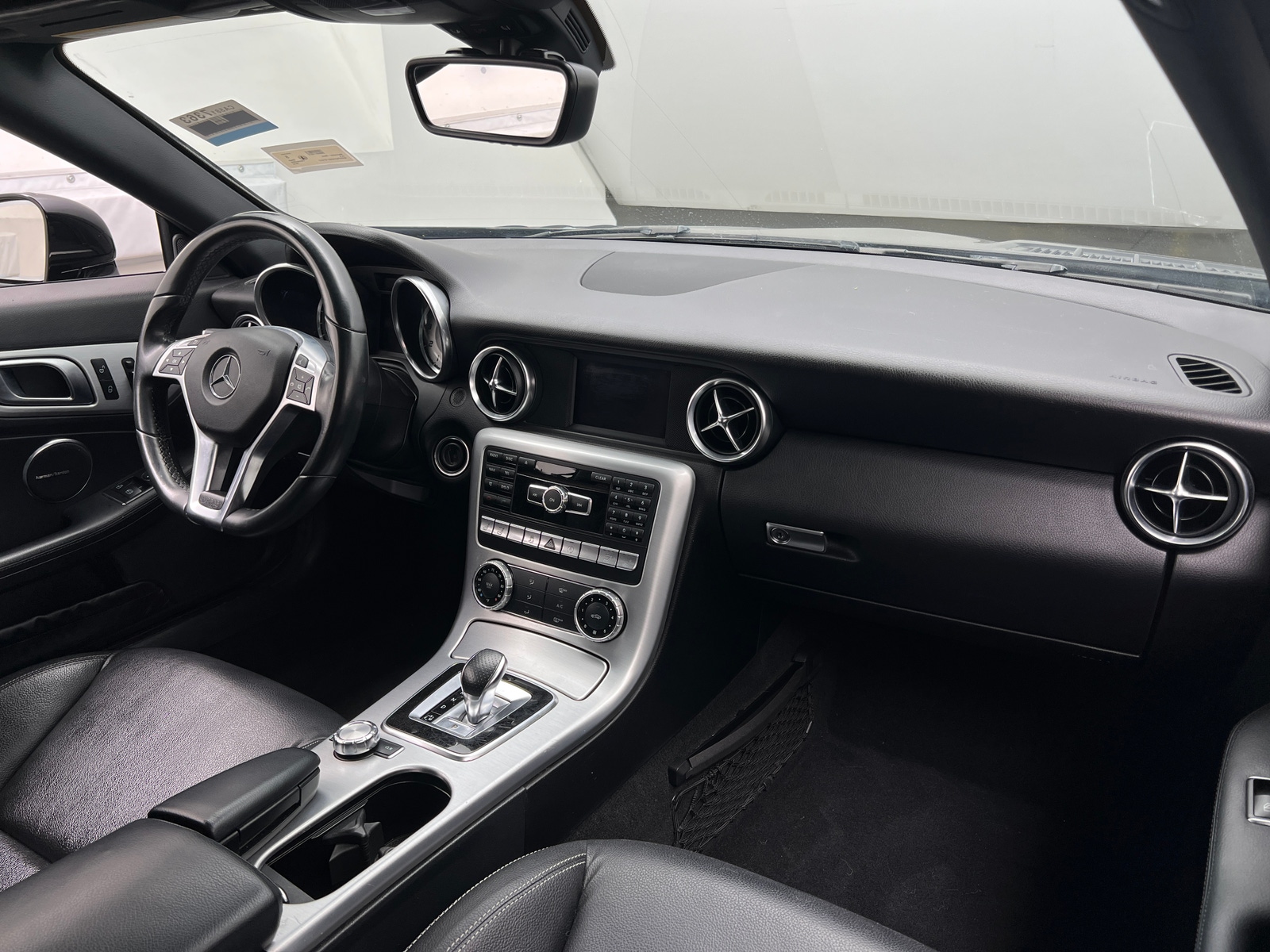 Thumbnail: 2016 Mercedes-Benz SLK - 3