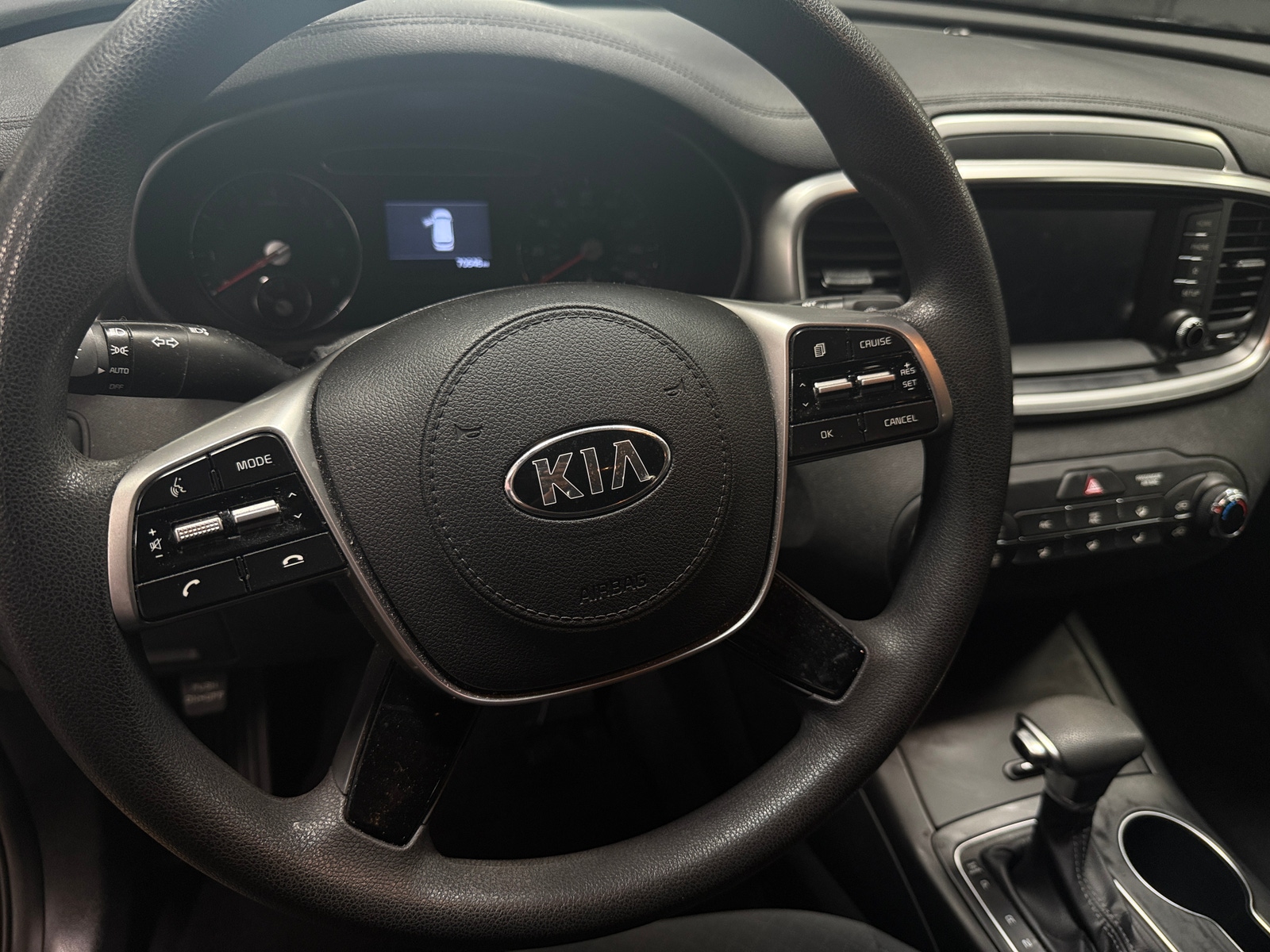 Thumbnail: 2019 Kia Sorento - 5