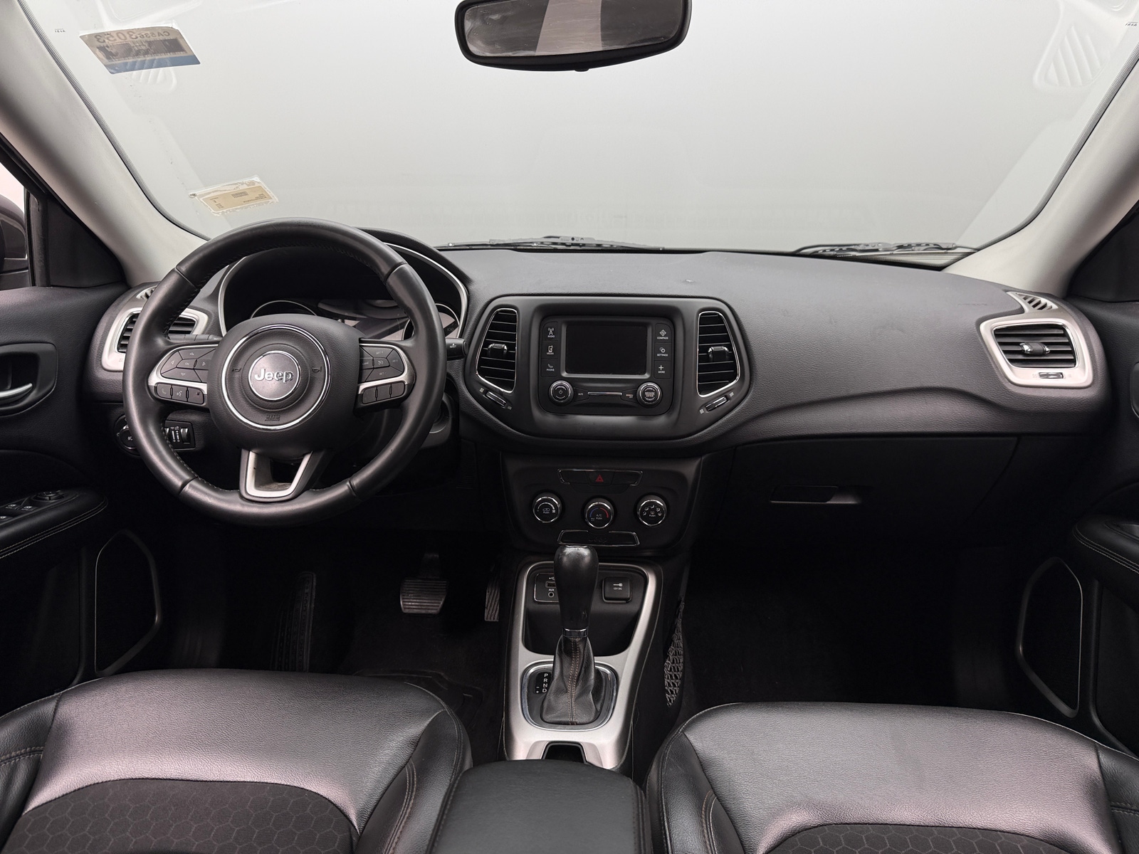 Thumbnail: 2018 Jeep Compass - 3