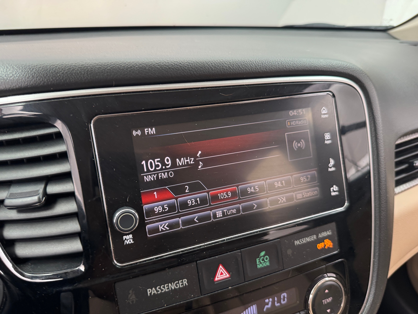 Thumbnail: 2018 Mitsubishi Outlander - 4