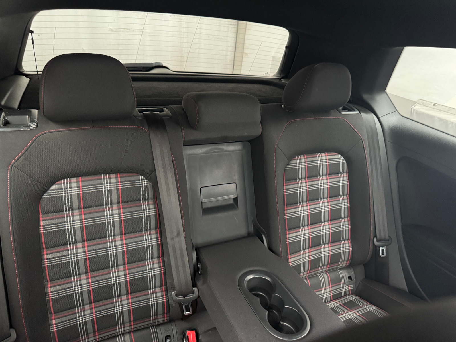 Thumbnail: 2016 Volkswagen Golf - 6