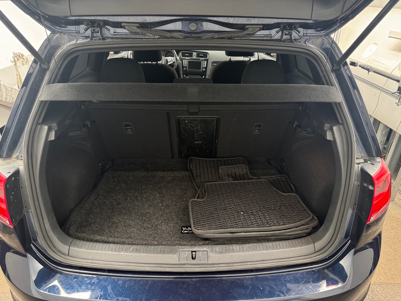 Thumbnail: 2016 Volkswagen Golf - 7
