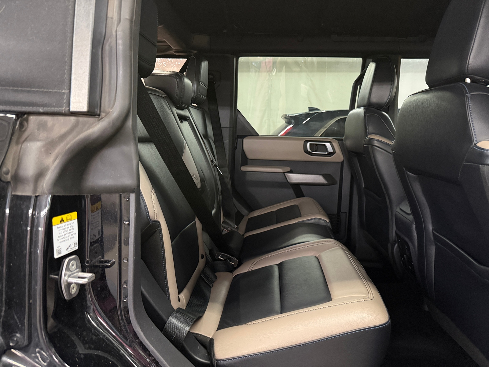 Thumbnail: 2022 Ford Bronco - 6
