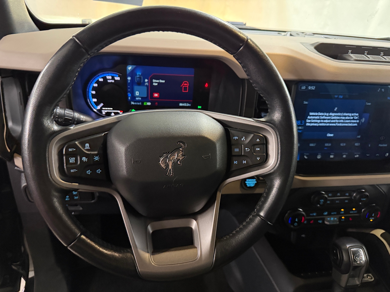 Thumbnail: 2022 Ford Bronco - 5