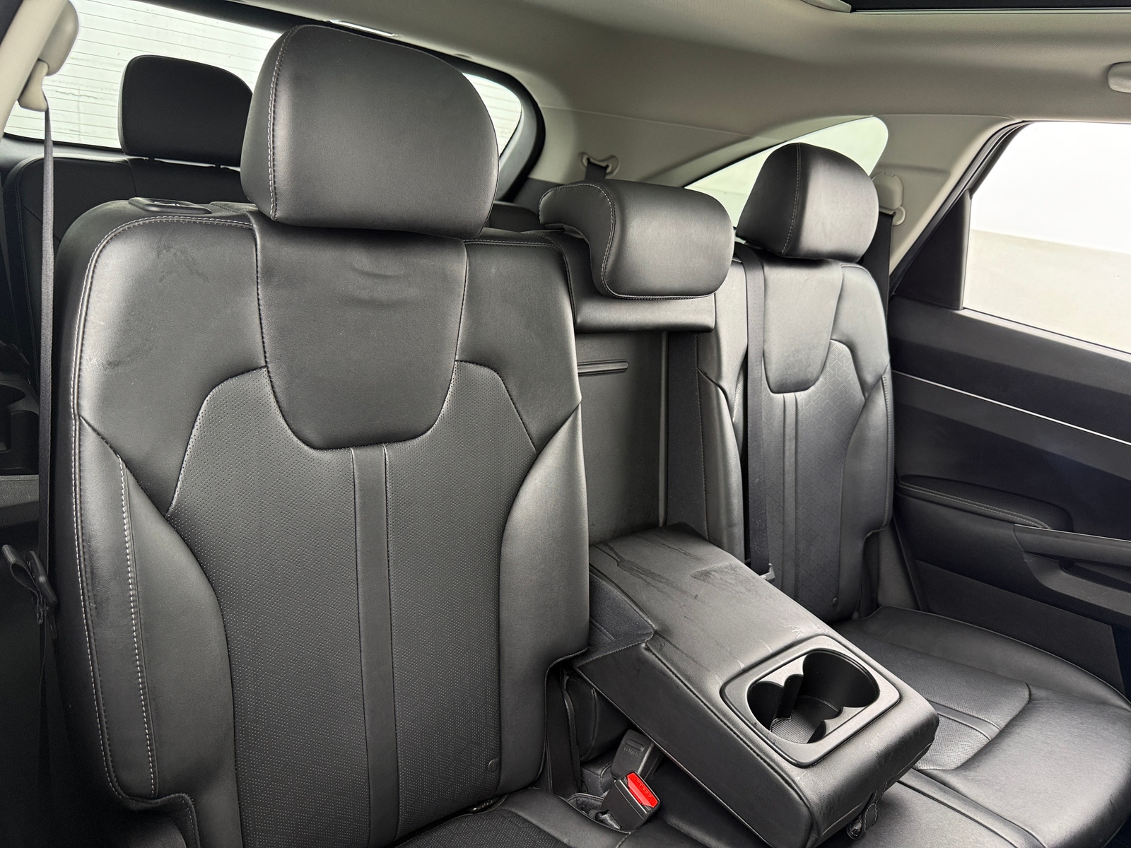 Thumbnail: 2022 Kia Sorento - 5