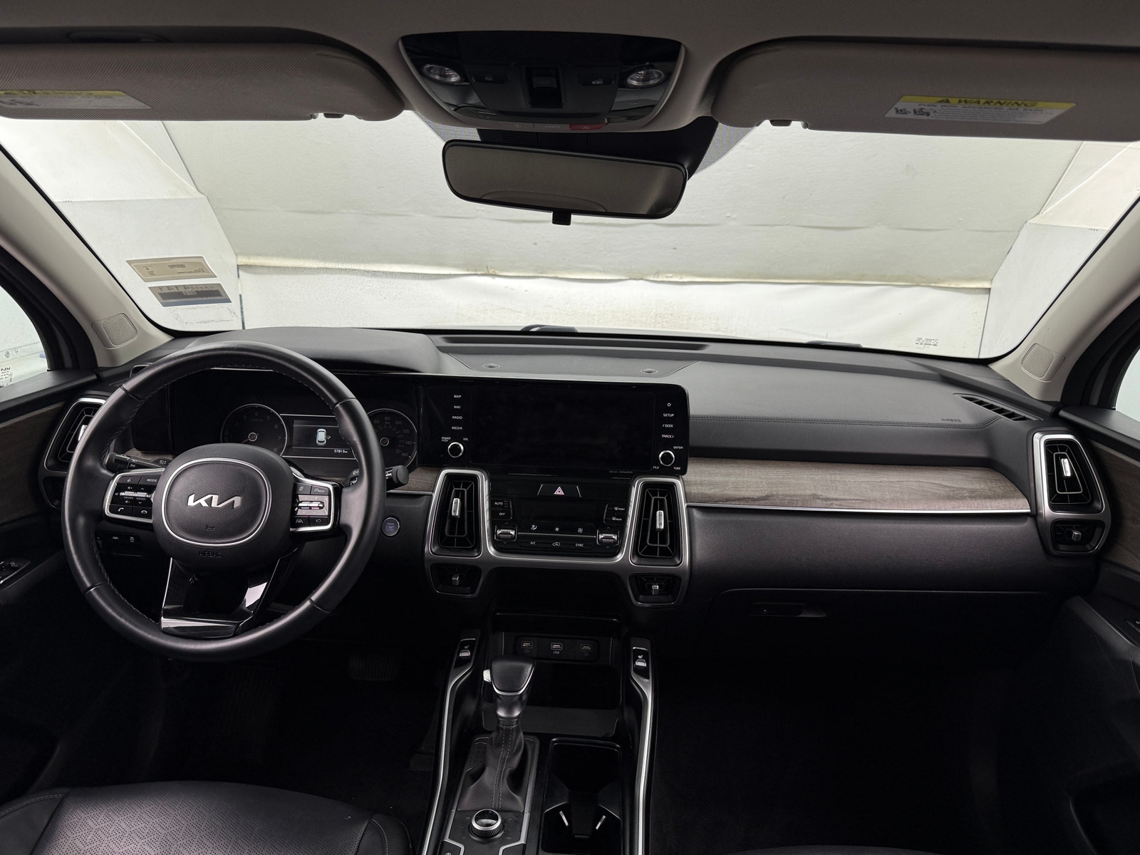 Thumbnail: 2022 Kia Sorento - 2