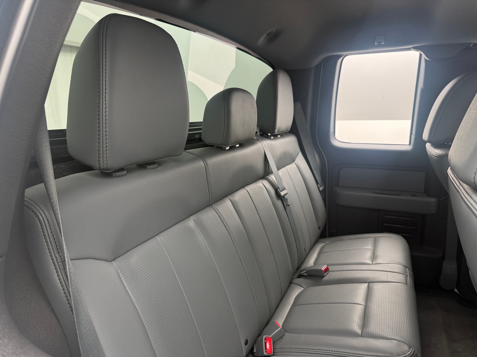 Thumbnail: 2011 Ford Econoline - 6