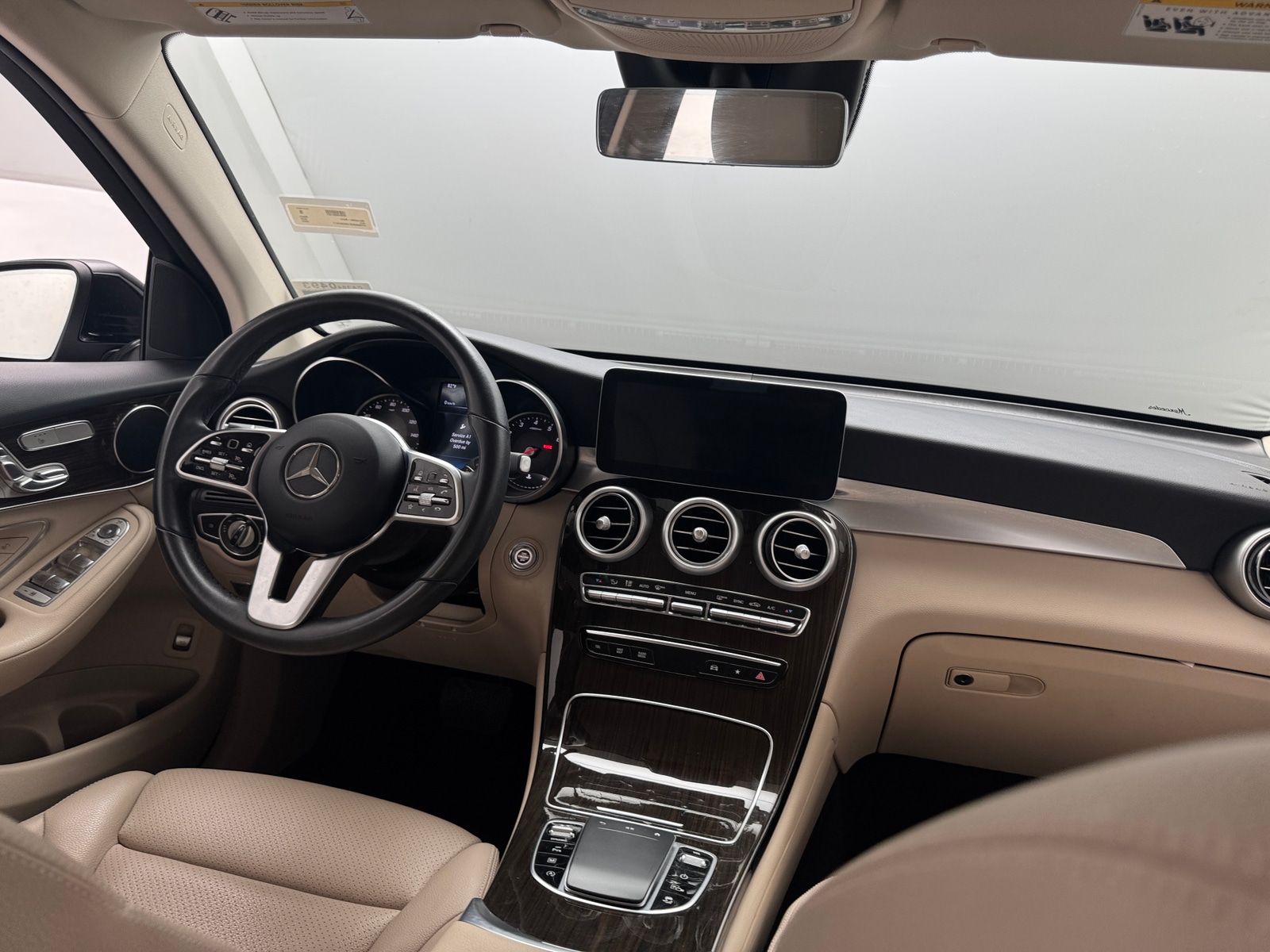 Thumbnail: 2022 Mercedes-Benz GLC - 2