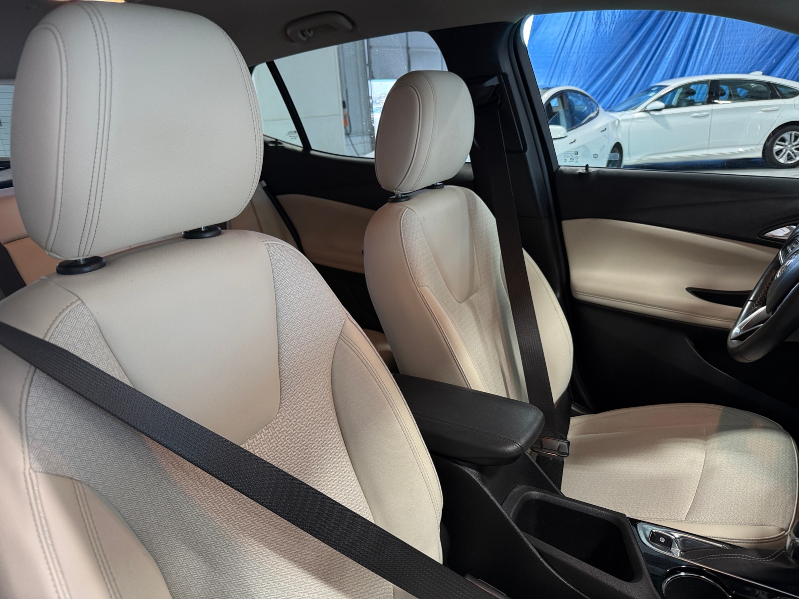Thumbnail: 2021 Buick Encore GX - 2