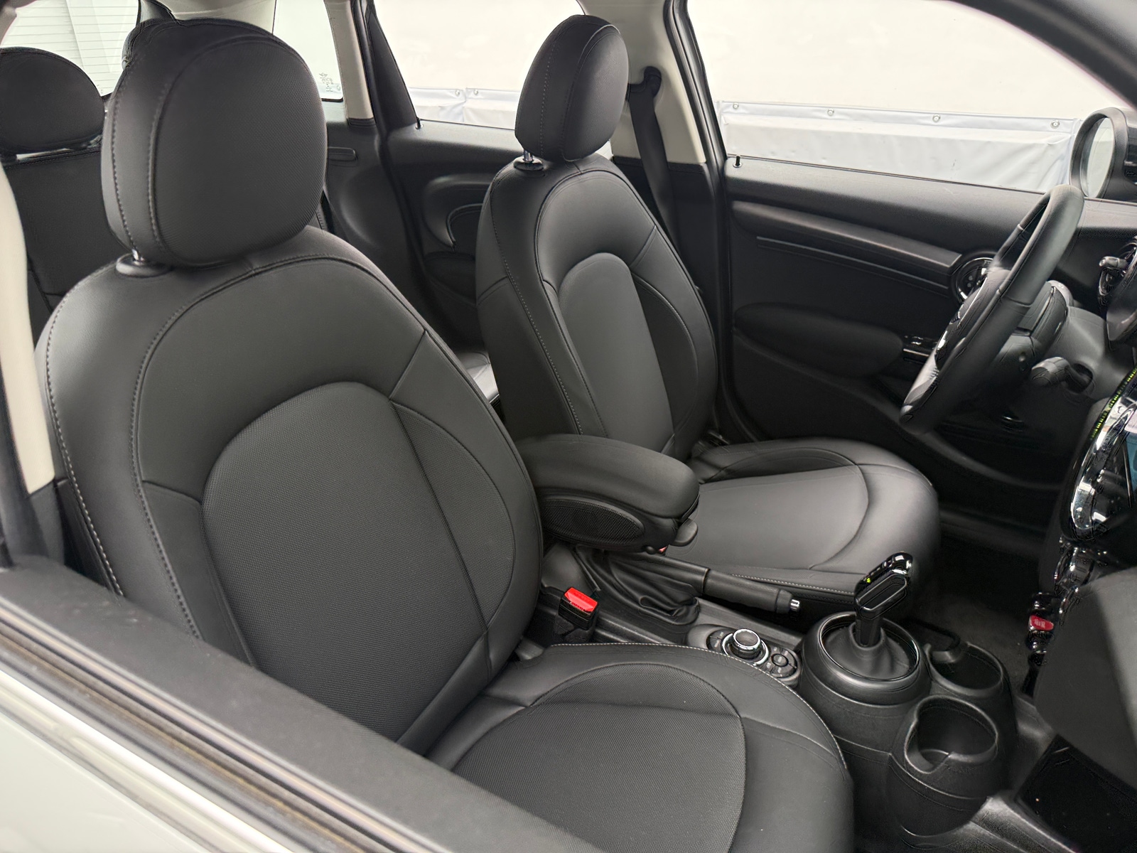 Thumbnail: 2023 MINI Cooper Hardtop - 2