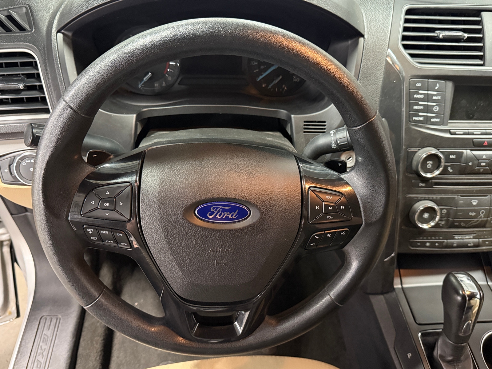 Thumbnail: 2017 Ford Explorer - 5