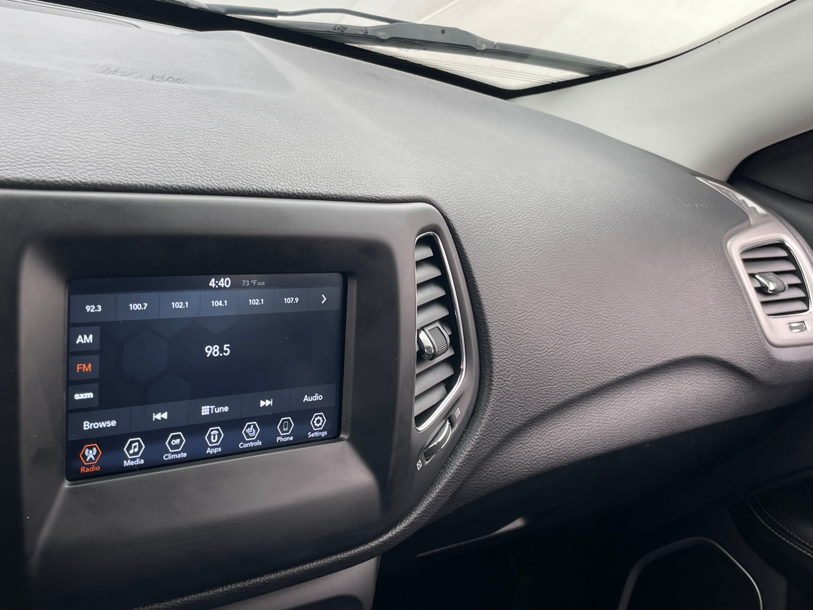 Thumbnail: 2020 Jeep Compass - 4