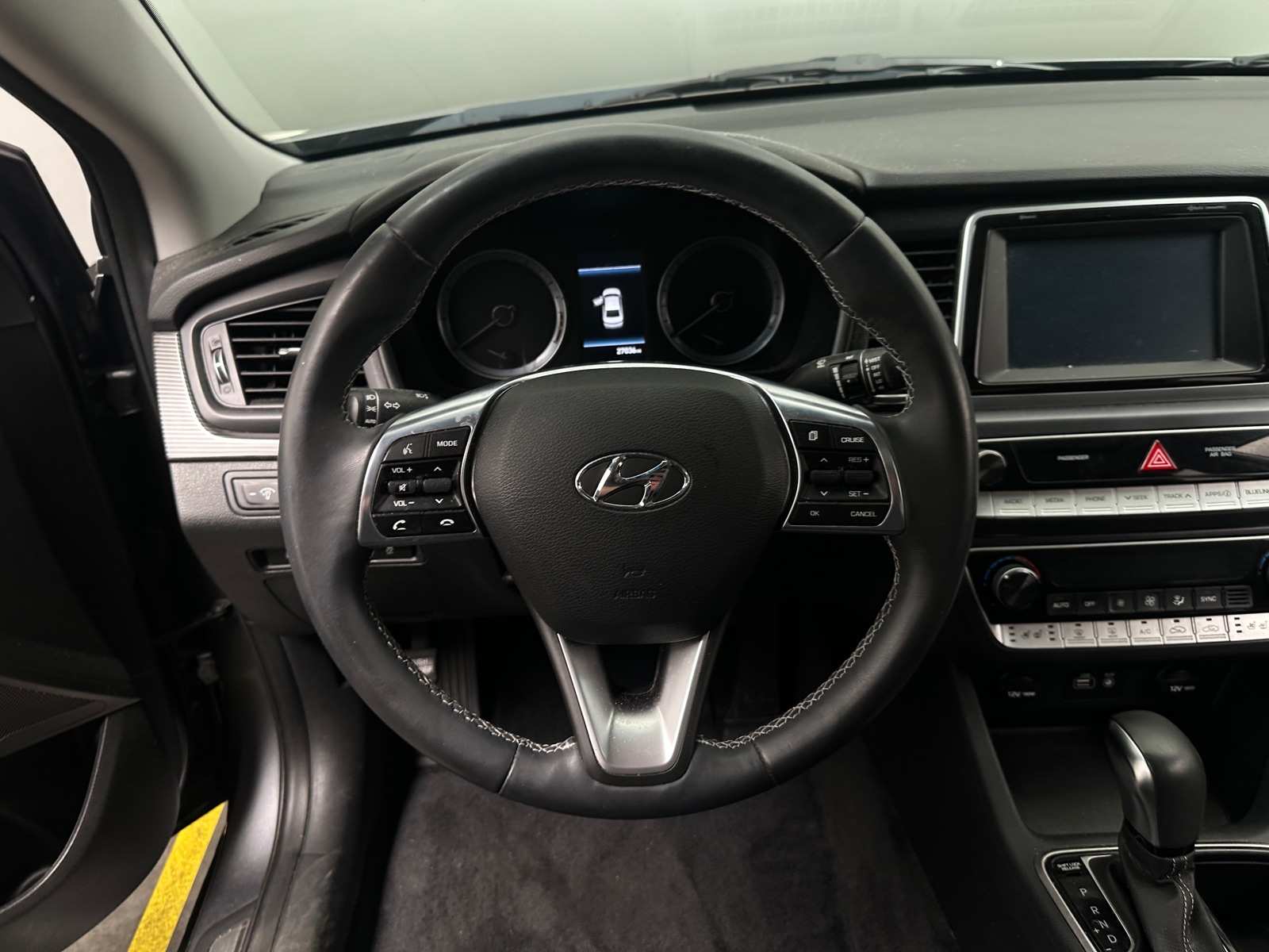 Thumbnail: 2018 Hyundai Sonata - 4
