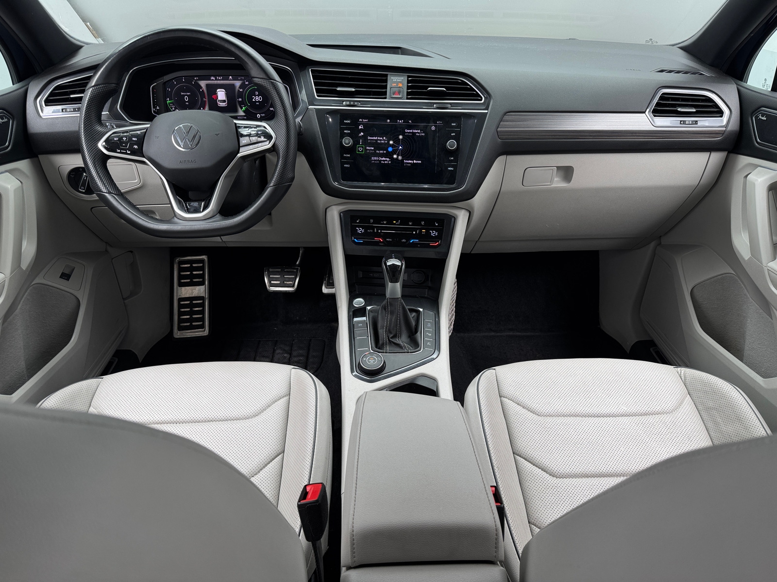 Thumbnail: 2022 Volkswagen Tiguan - 2