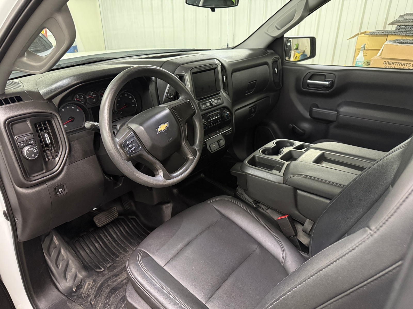 Thumbnail: 2020 Chevrolet Silverado 1500 - 2
