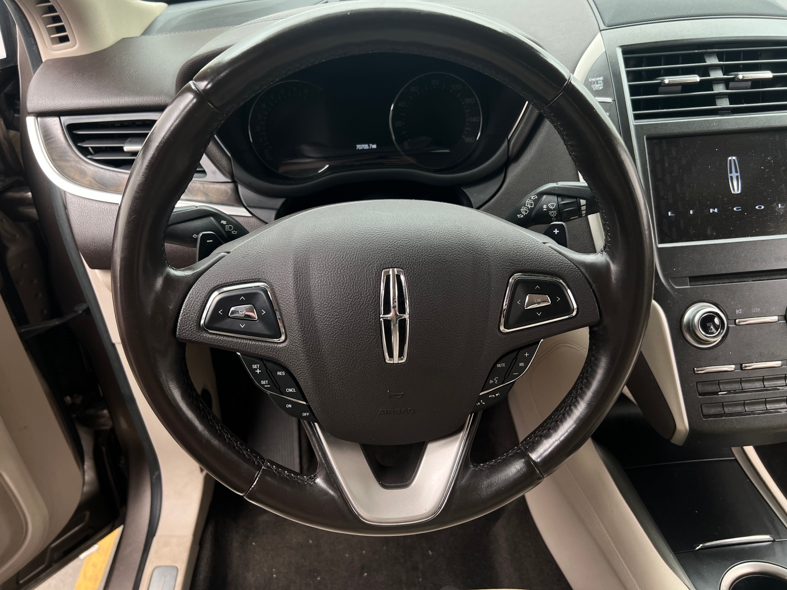 Thumbnail: 2018 Lincoln MKC - 4