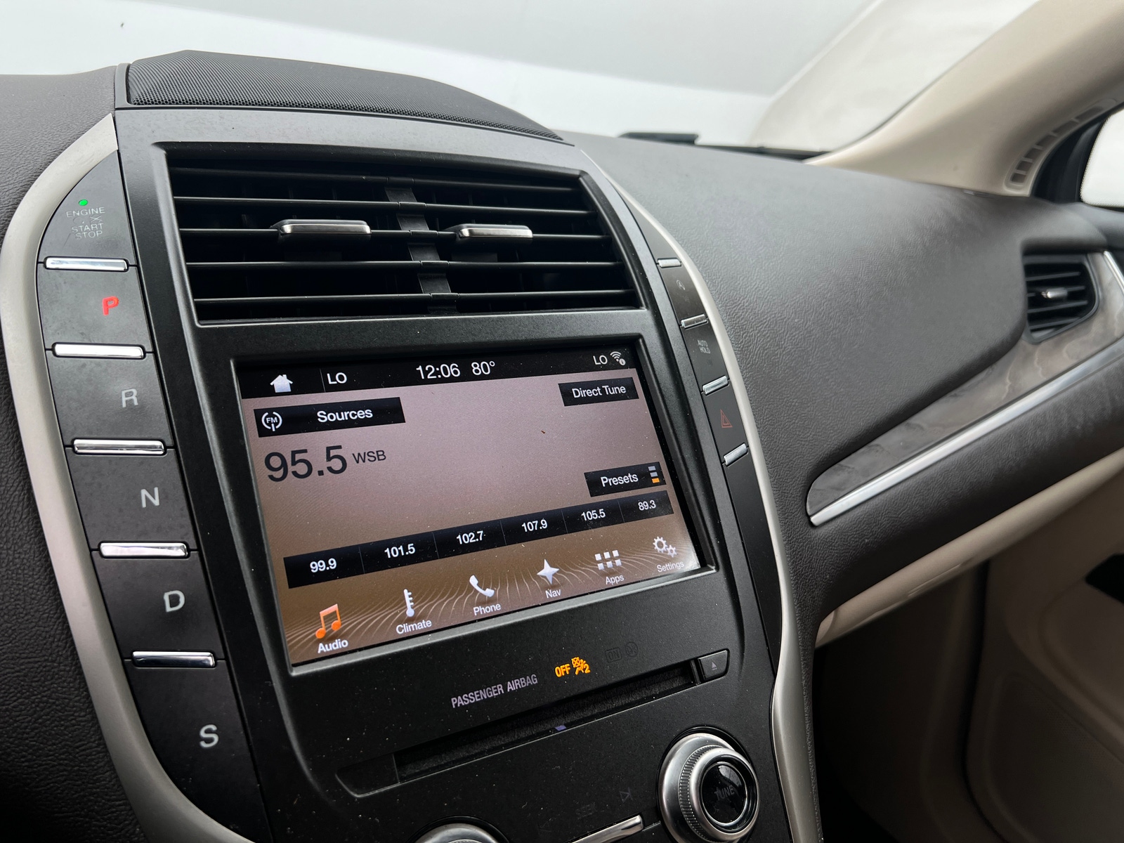 Thumbnail: 2018 Lincoln MKC - 3
