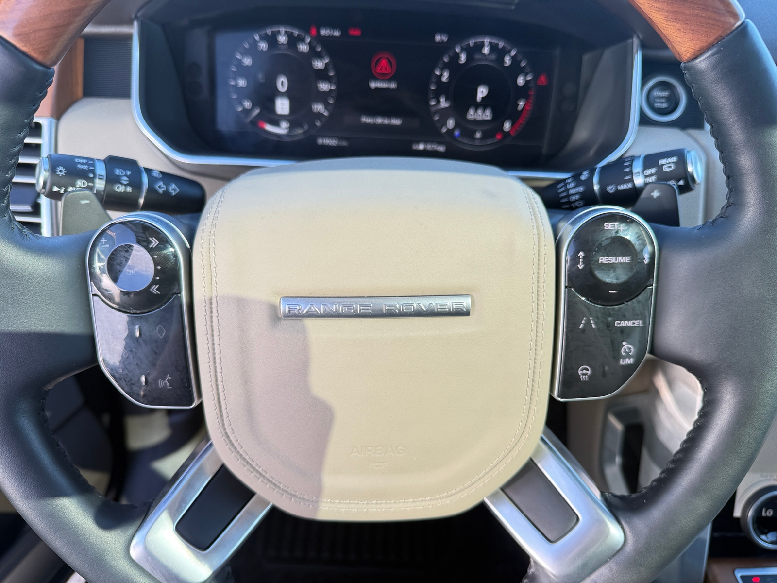 Thumbnail: 2020 Land Rover Range Rover - 4