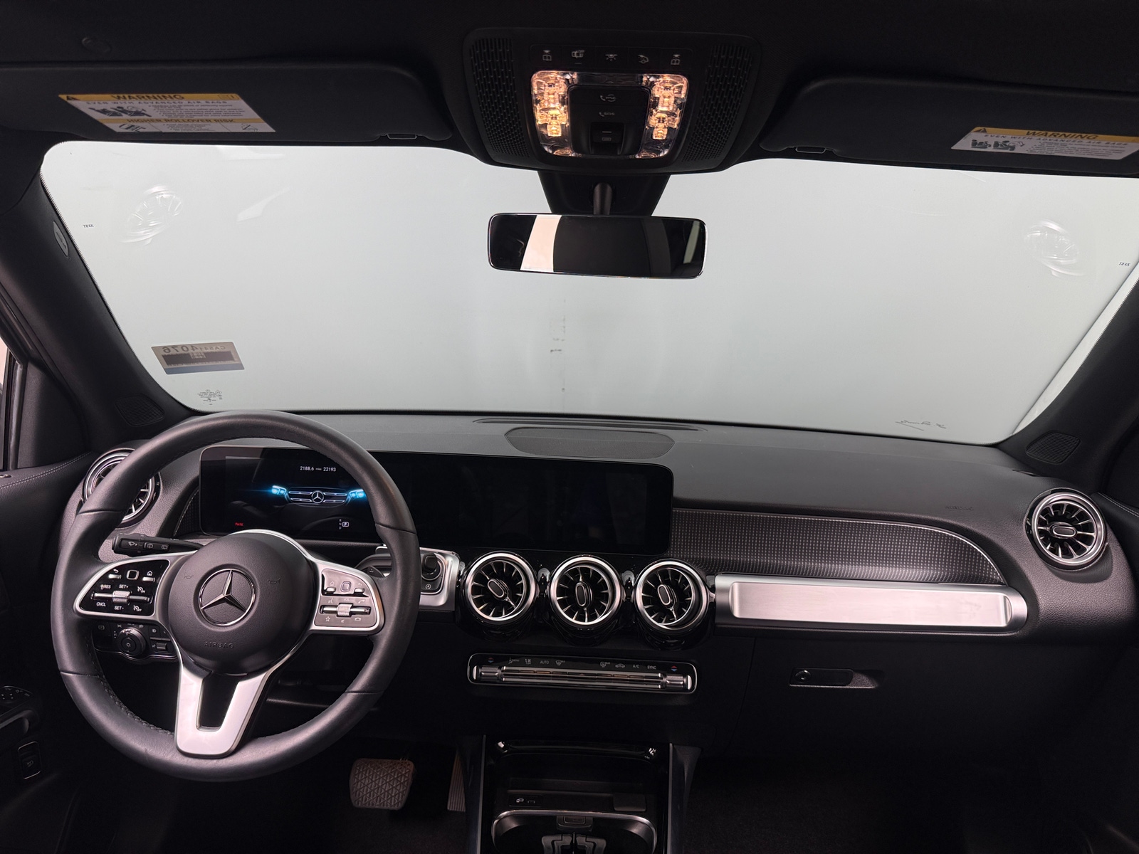 Thumbnail: 2022 Mercedes-Benz GLB - 2