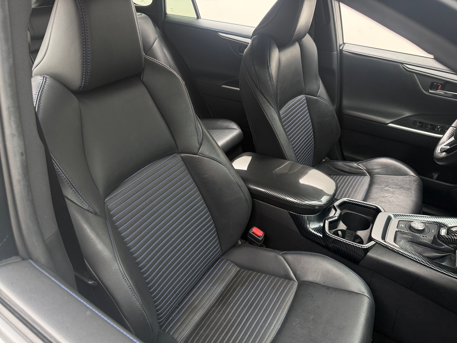 Thumbnail: 2021 Toyota RAV4 - 2