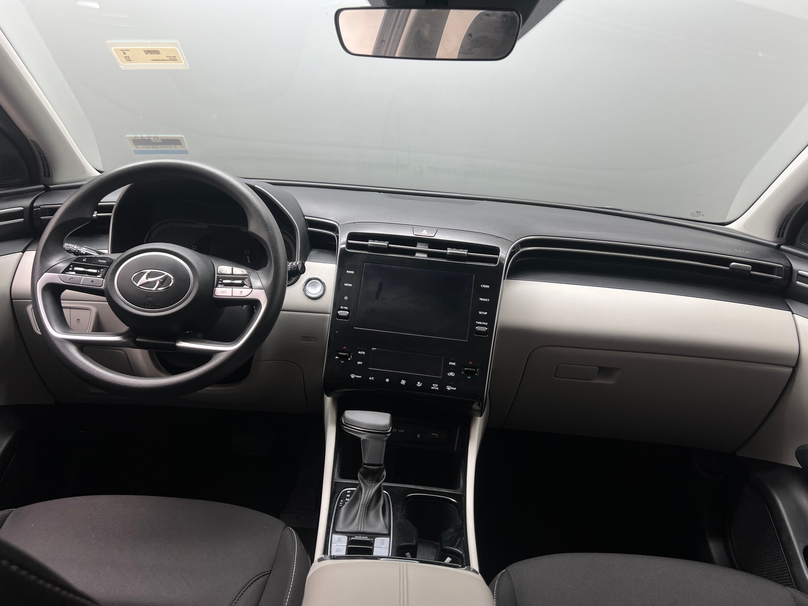 Thumbnail: 2024 Hyundai Tucson - 3