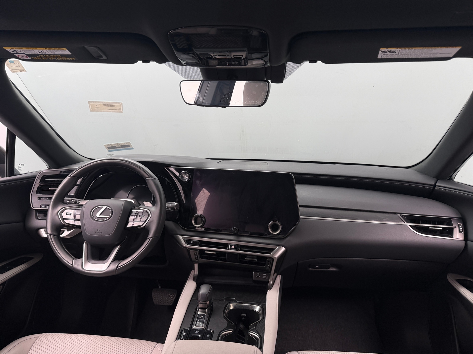 Thumbnail: 2024 Lexus RX - 3