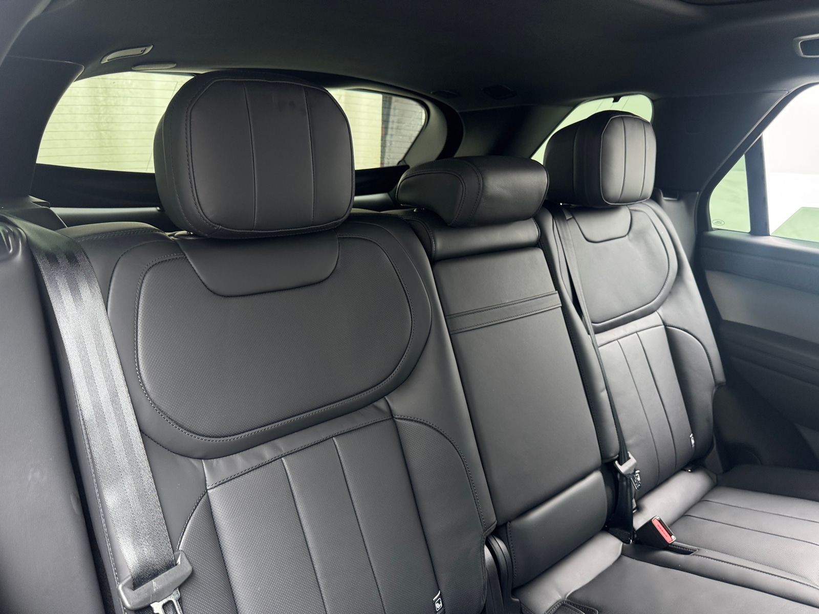 Thumbnail: 2025 Land Rover Range Rover Sport - 5