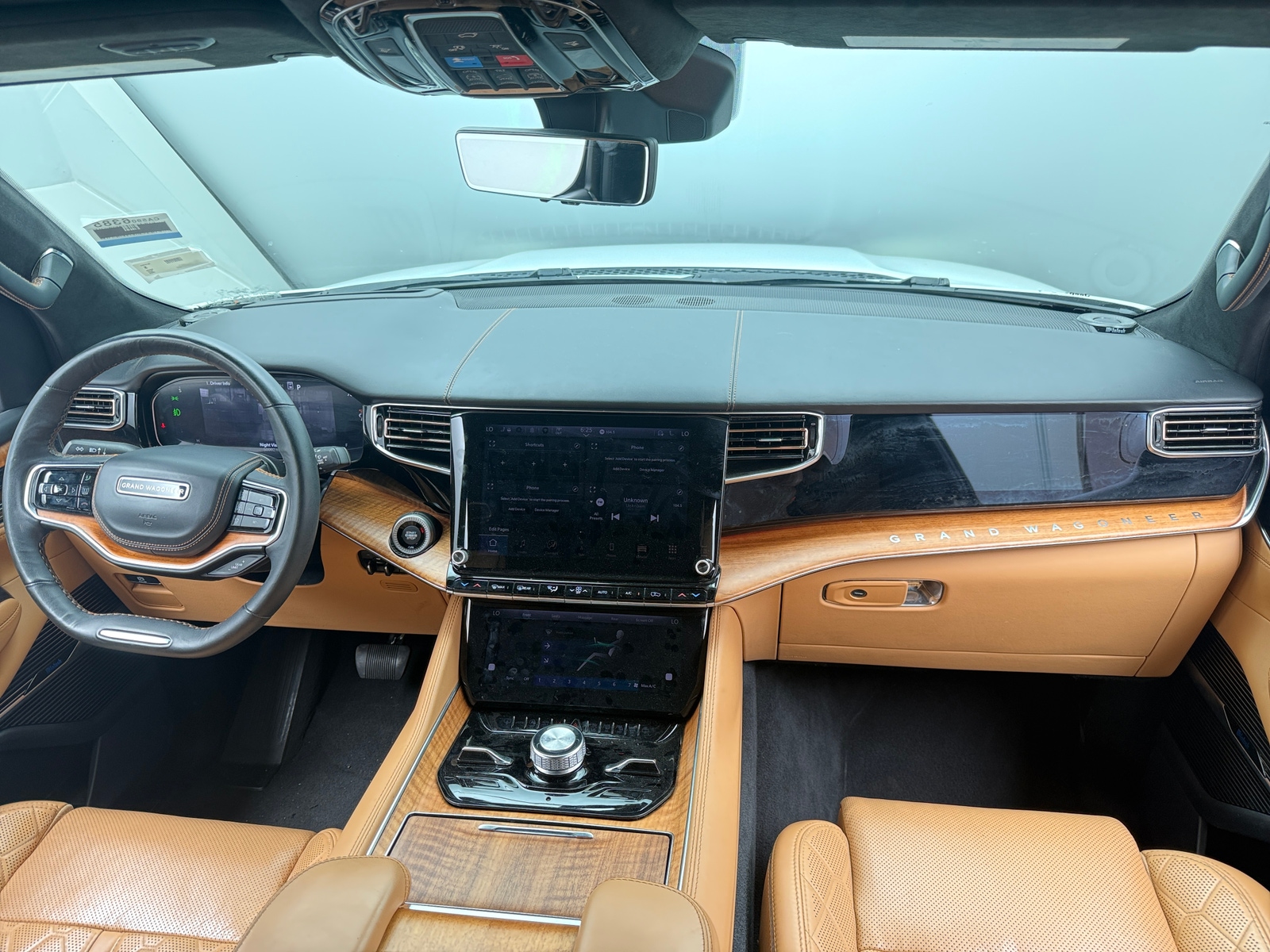 Thumbnail: 2023 Jeep Grand Wagoneer L - 2