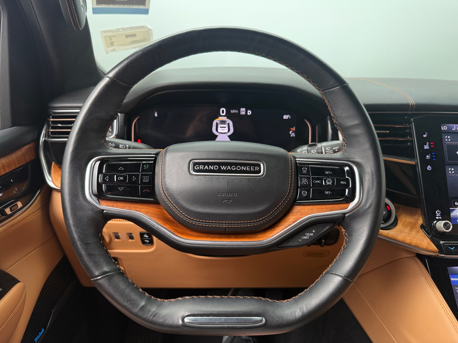 Thumbnail: 2023 Jeep Grand Wagoneer L - 4