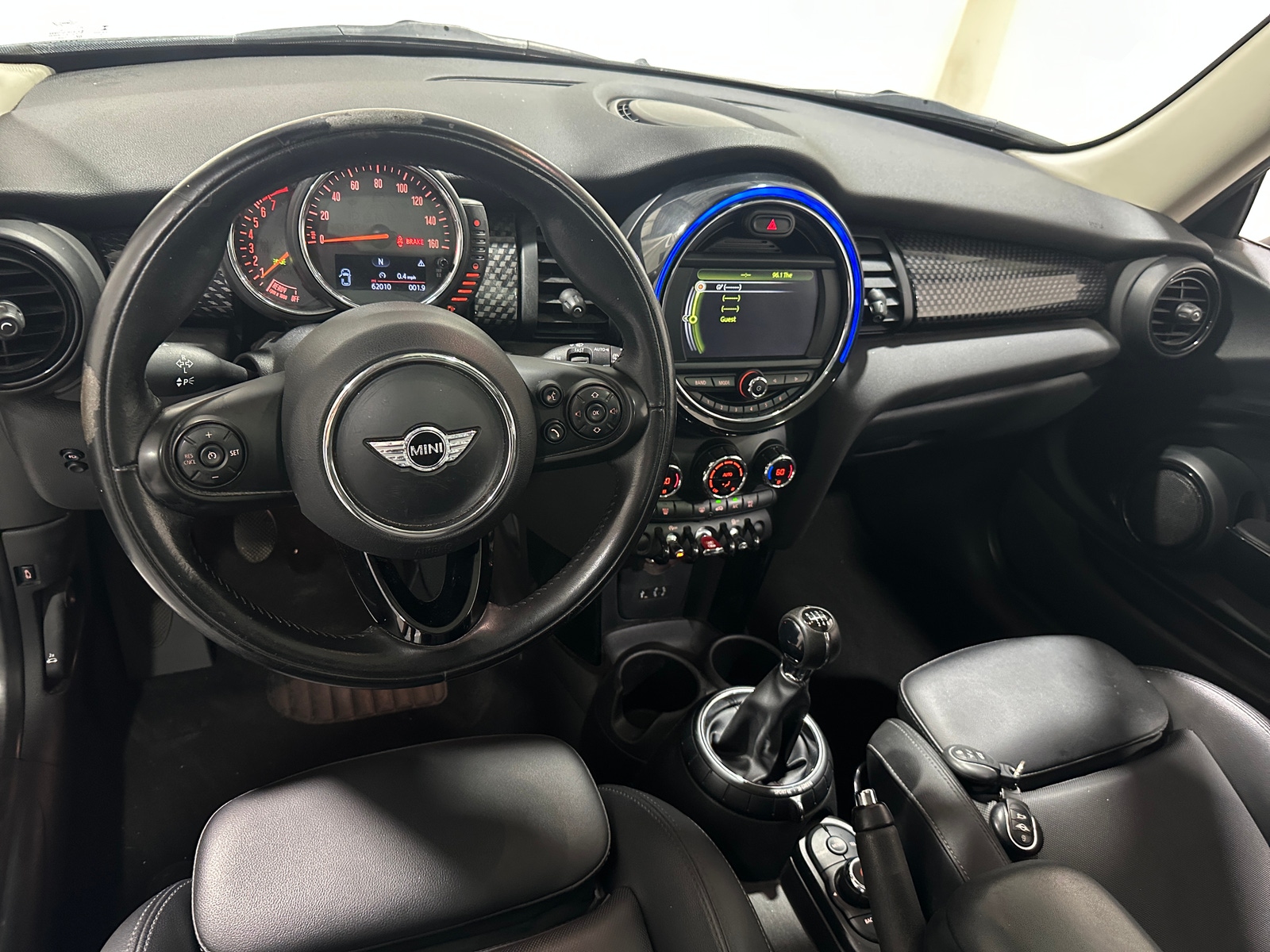 Thumbnail: 2017 MINI Cooper Hardtop - 2