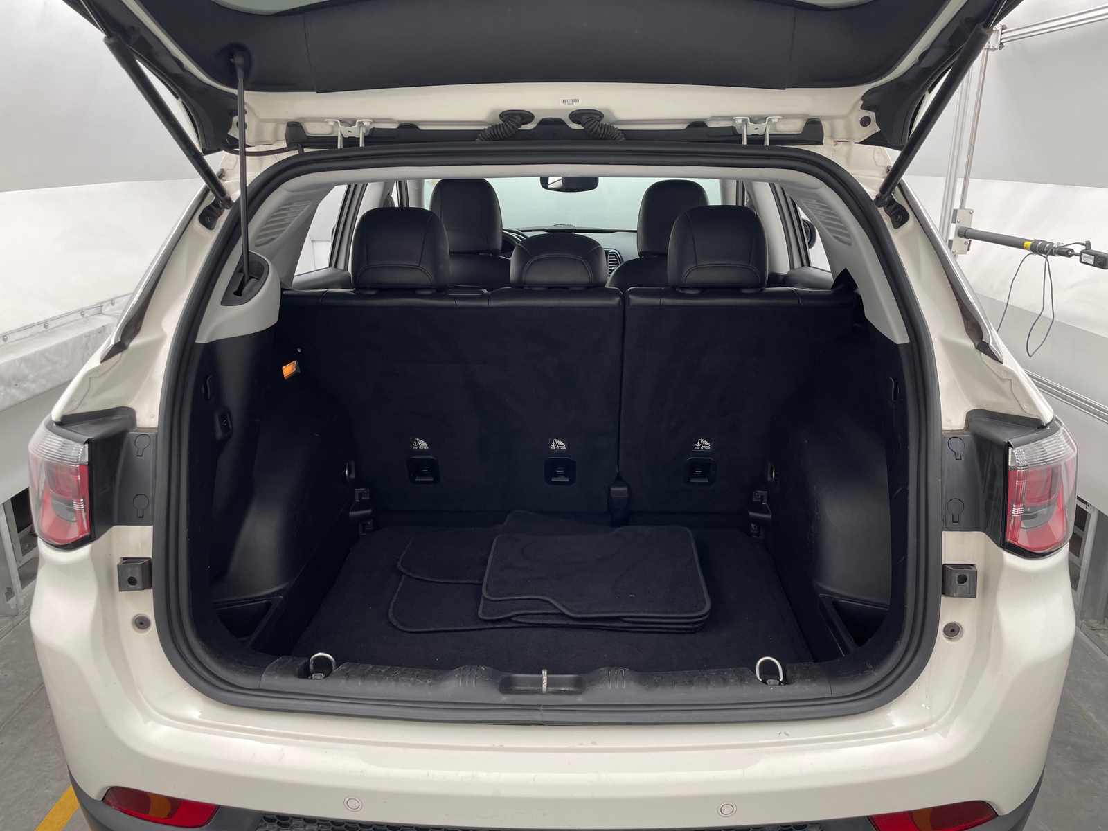 Thumbnail: 2019 Jeep Compass - 6