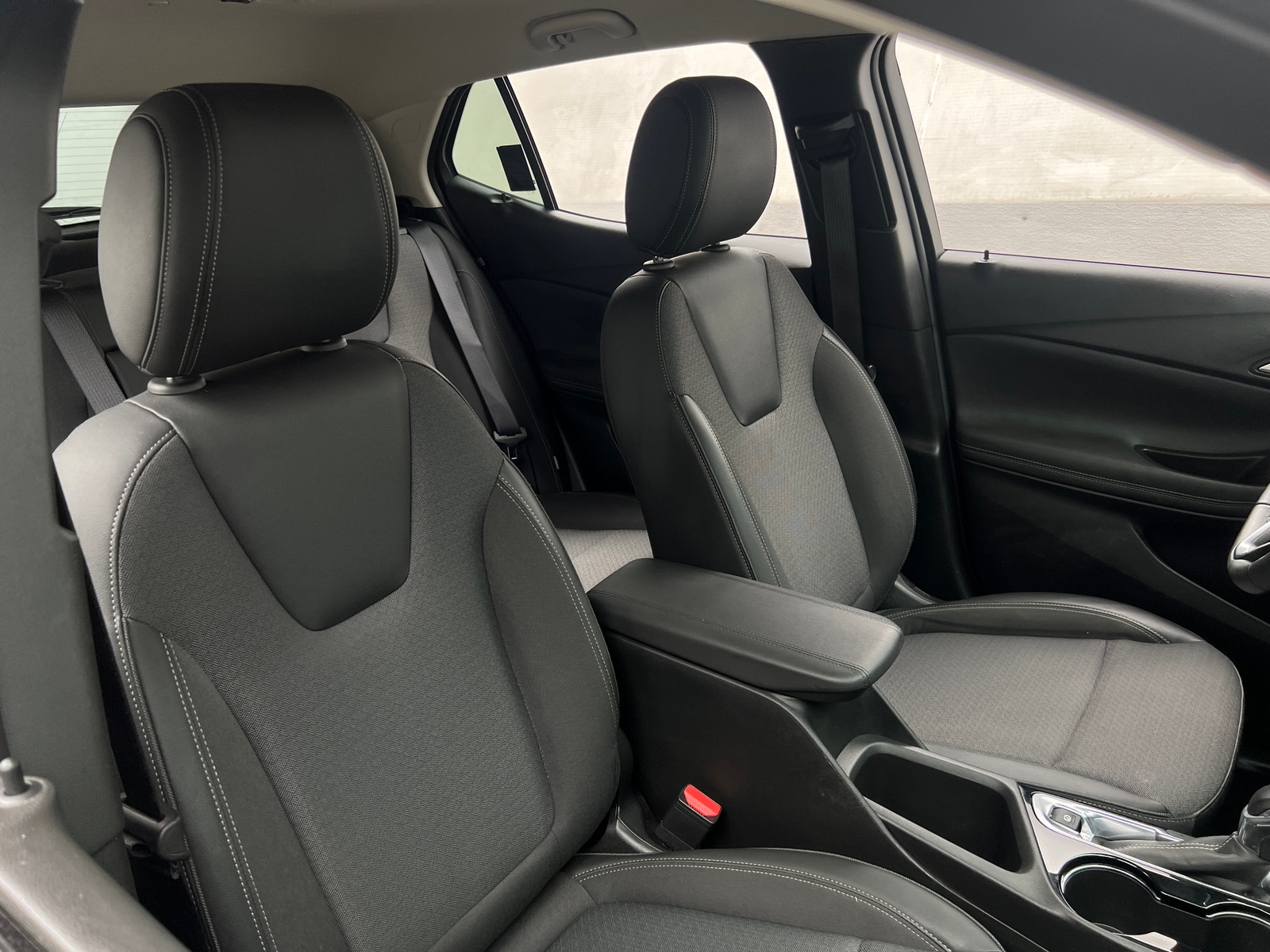 Thumbnail: 2023 Buick Encore GX - 2
