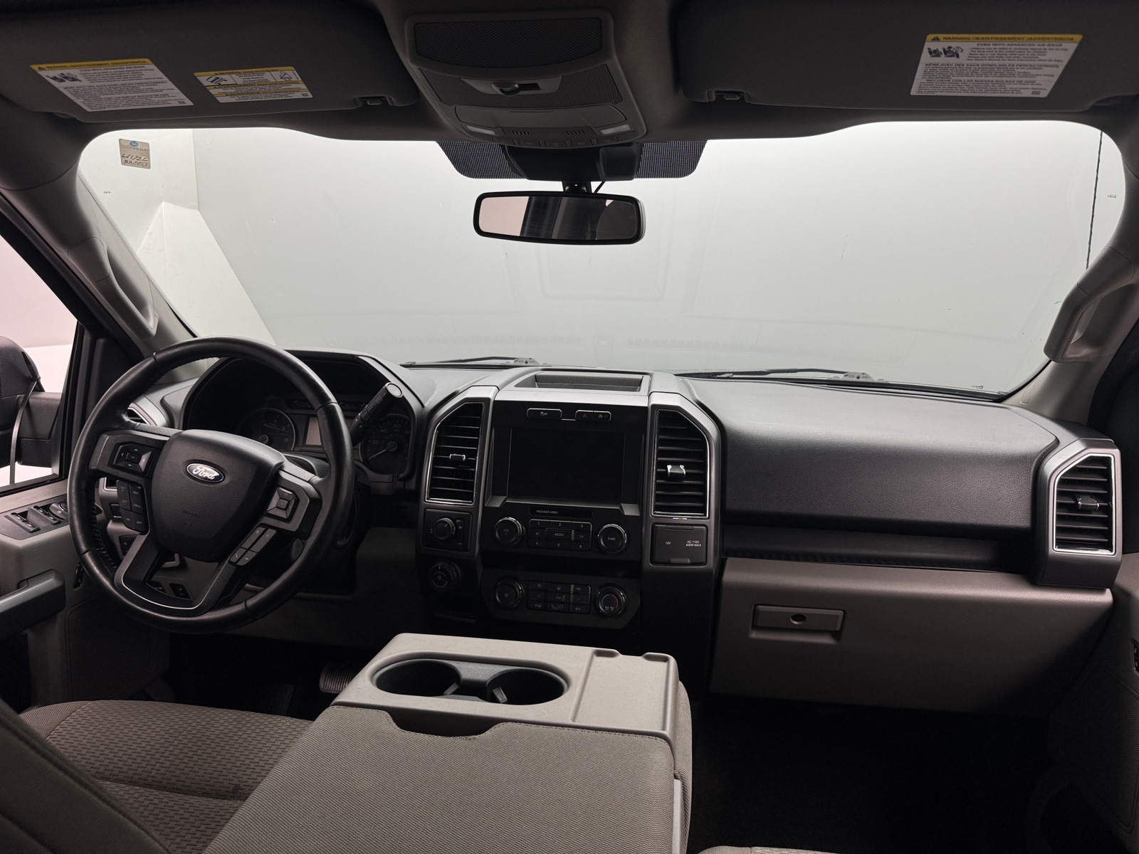 Thumbnail: 2019 Ford Econoline - 3