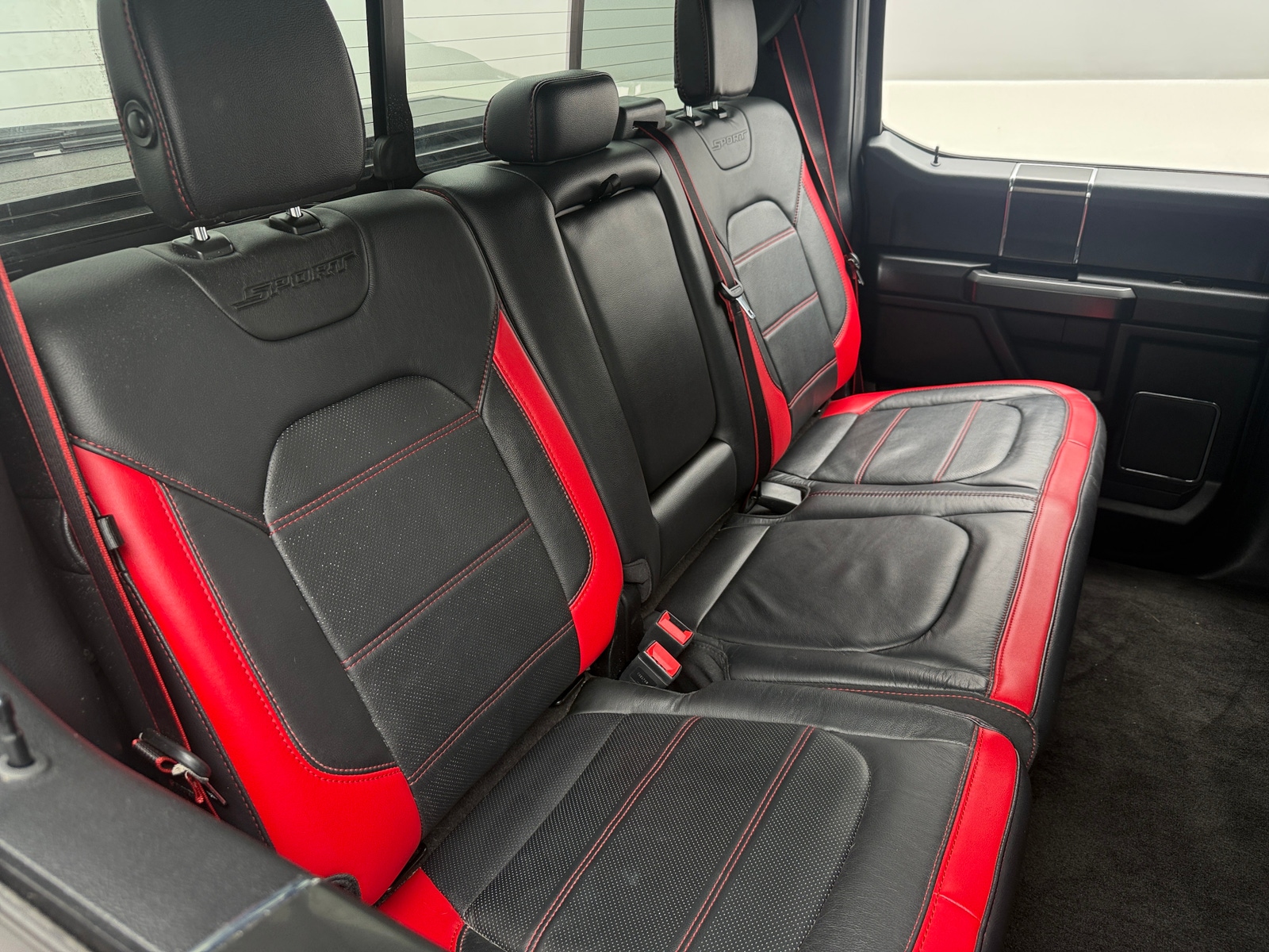 Thumbnail: 2018 Ford Econoline - 5