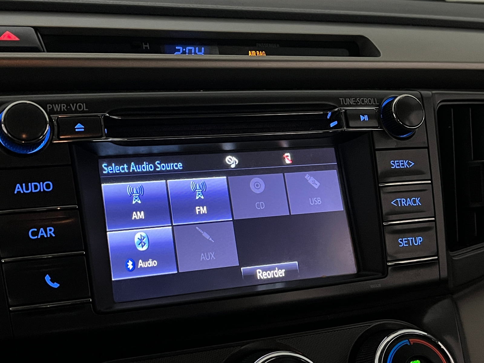 Thumbnail: 2015 Toyota RAV4 - 4