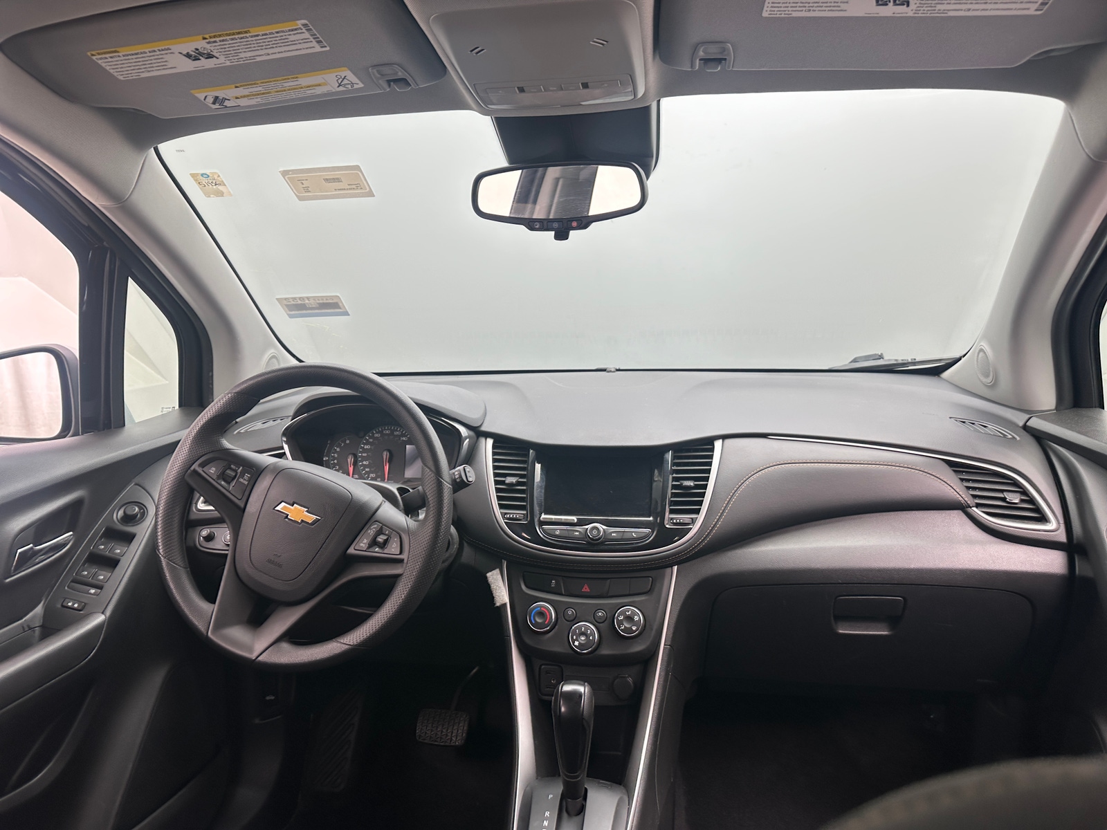 Thumbnail: 2020 Chevrolet Trax - 3