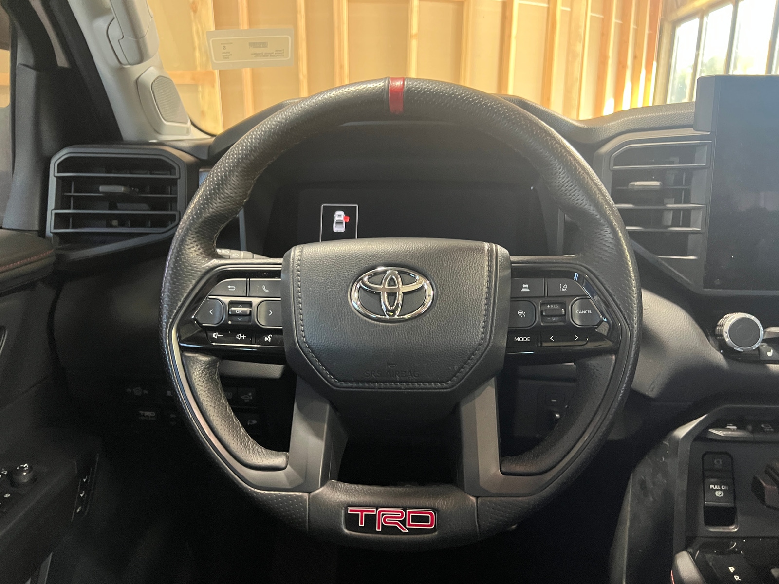 Thumbnail: 2022 Toyota Tundra - 4