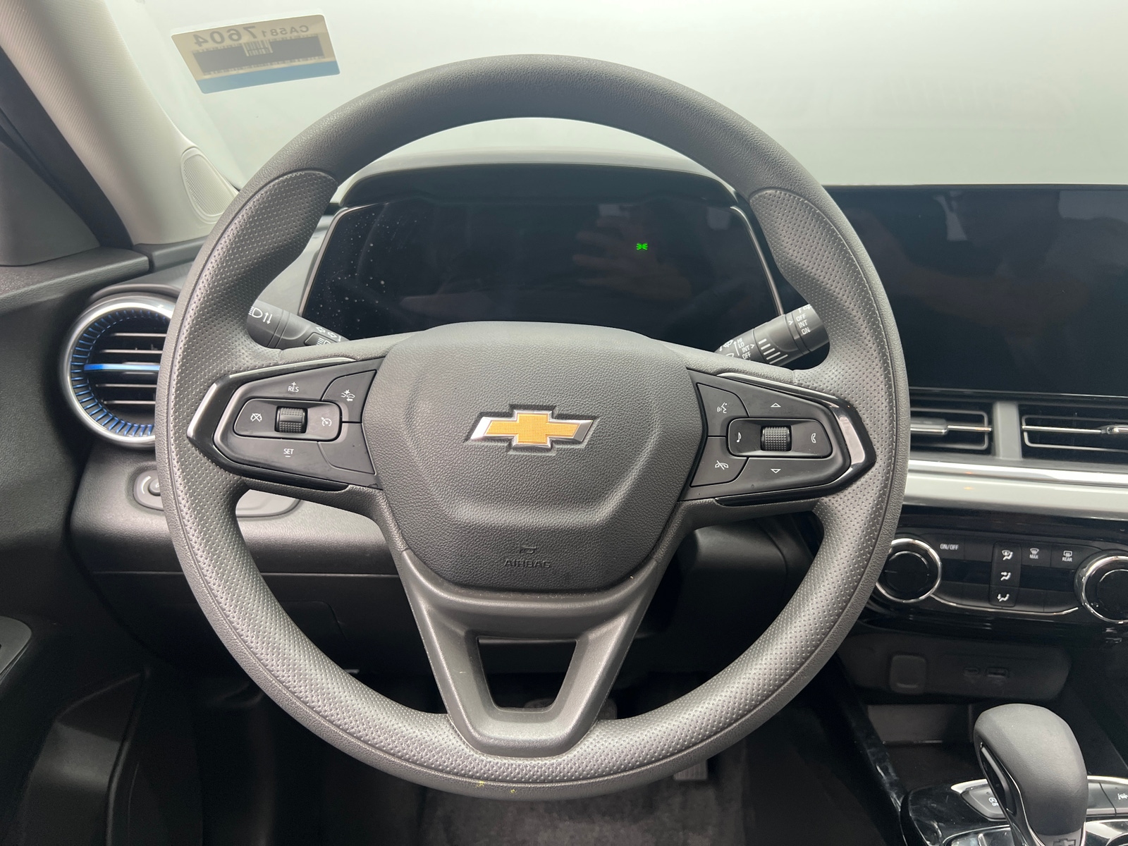 Thumbnail: 2025 Chevrolet Trax - 5