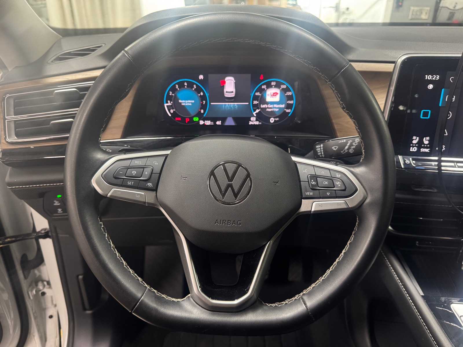 Thumbnail: 2025 Volkswagen Atlas - 4