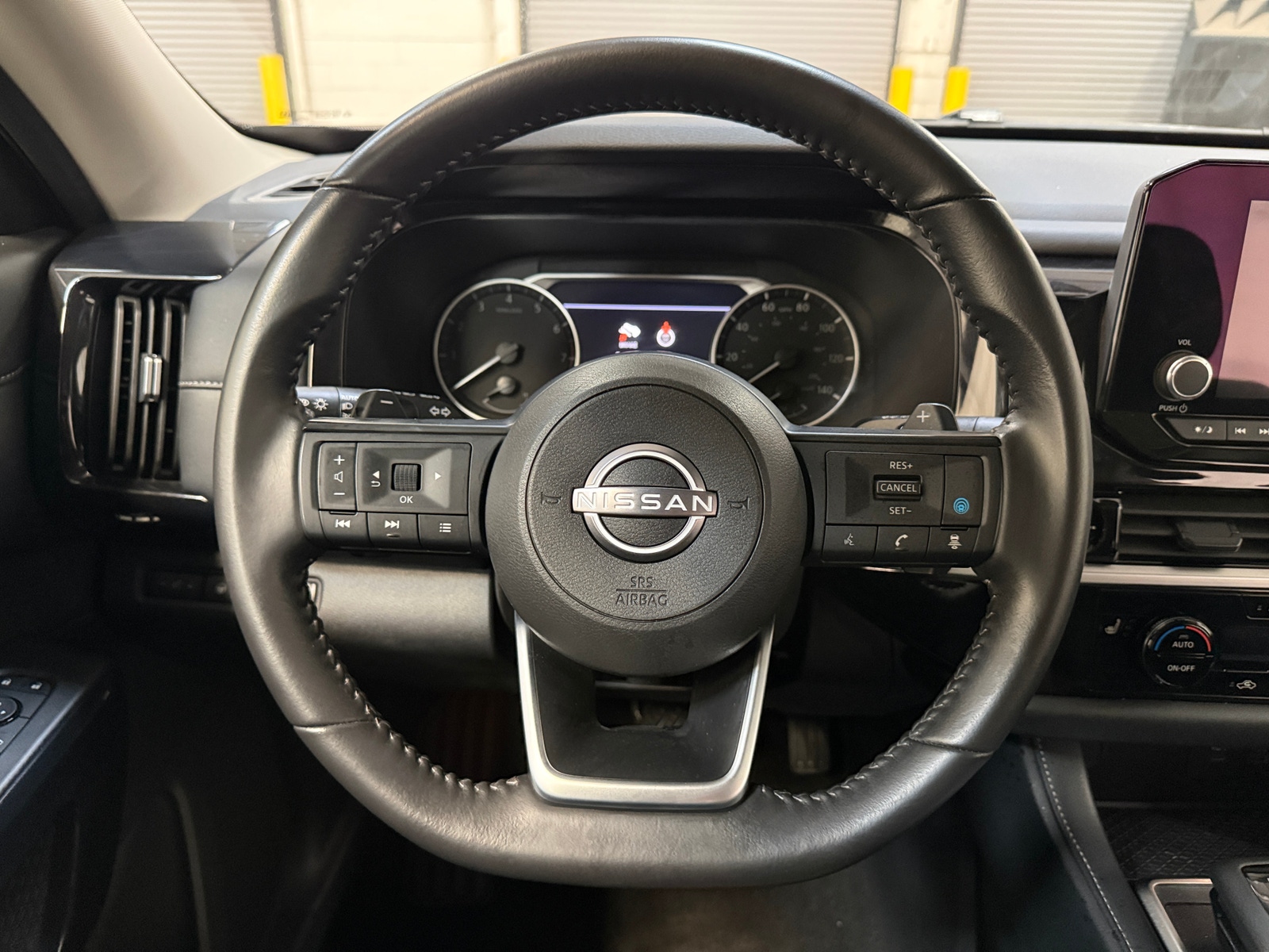 Thumbnail: 2025 Nissan Pathfinder - 5