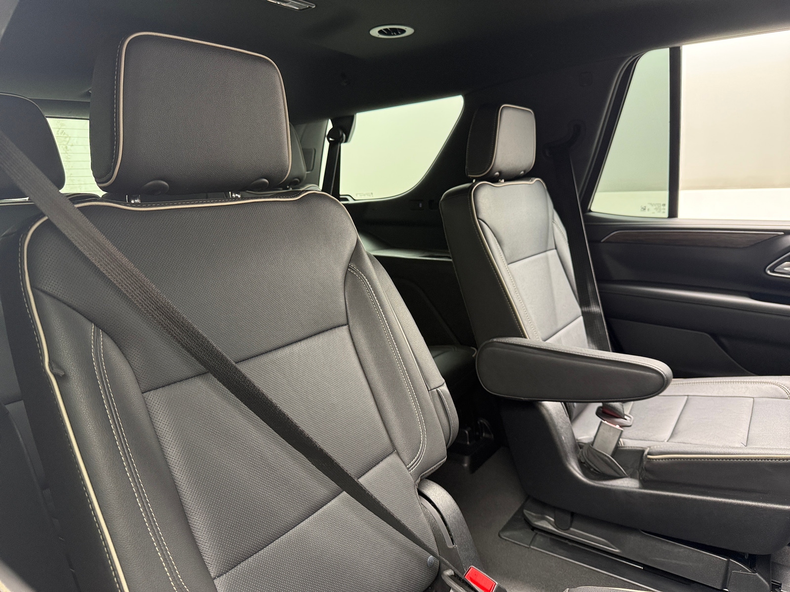 Thumbnail: 2023 Chevrolet Tahoe - 5
